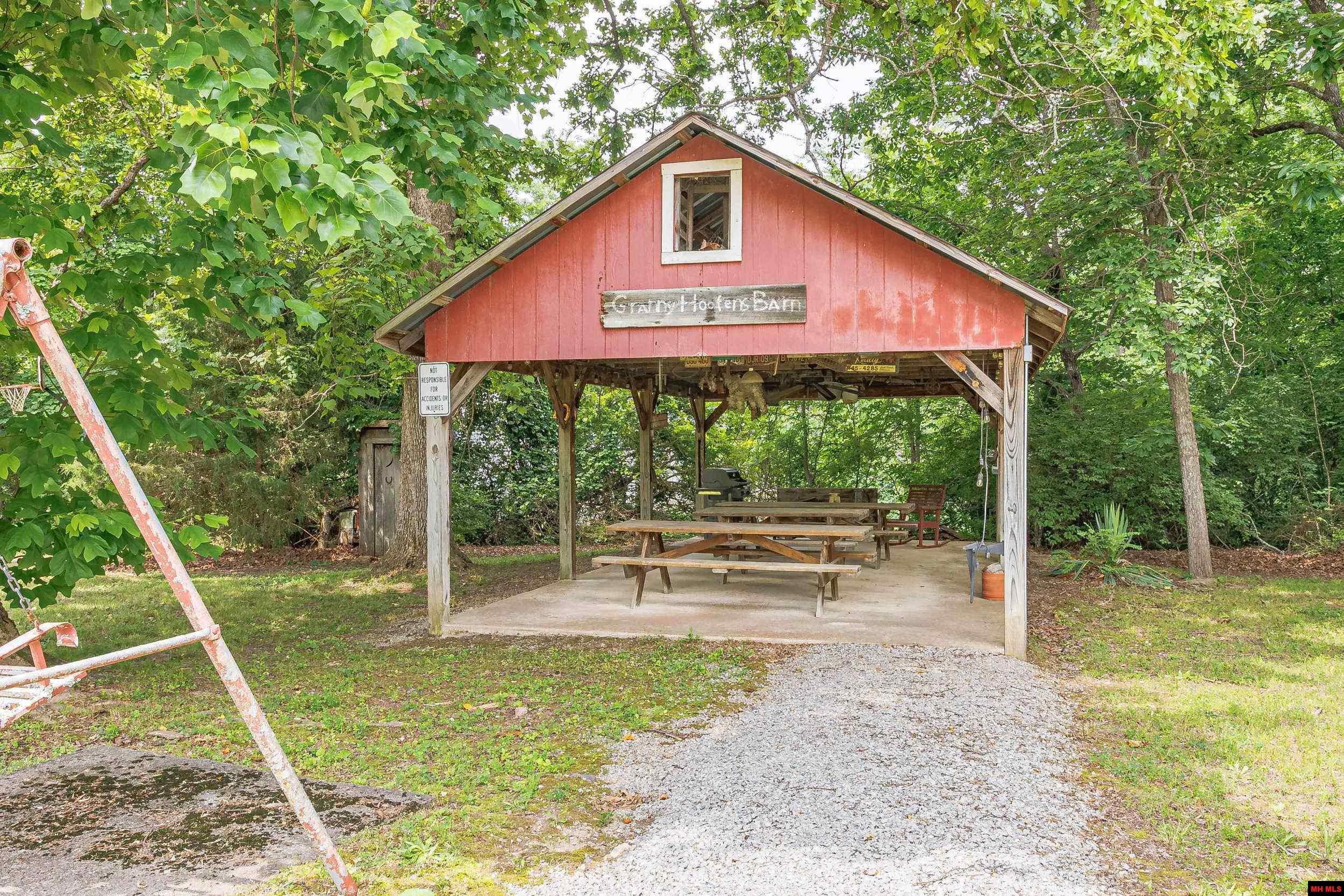 1203 BULL SHOALS DAM BOULEVARD Bull Shoals, AR
