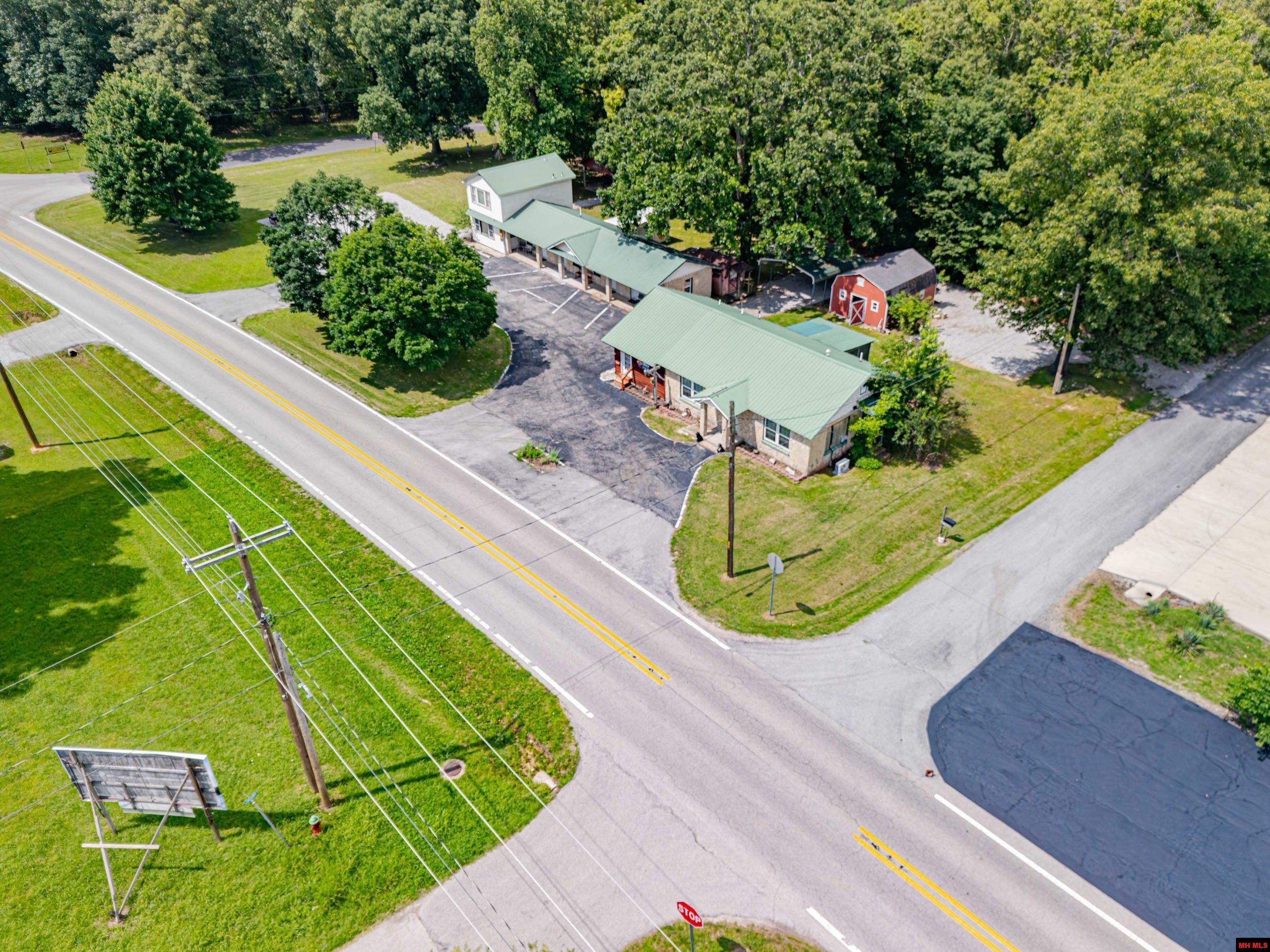 1203 BULL SHOALS DAM BOULEVARD Bull Shoals, AR