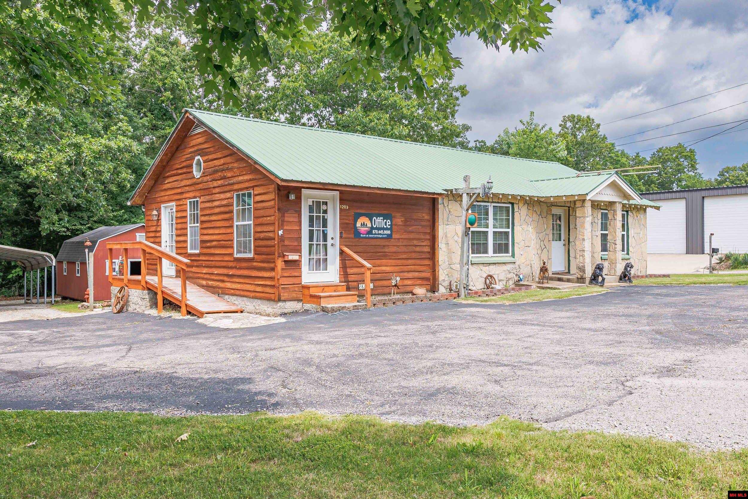 1203 BULL SHOALS DAM BOULEVARD Bull Shoals, AR