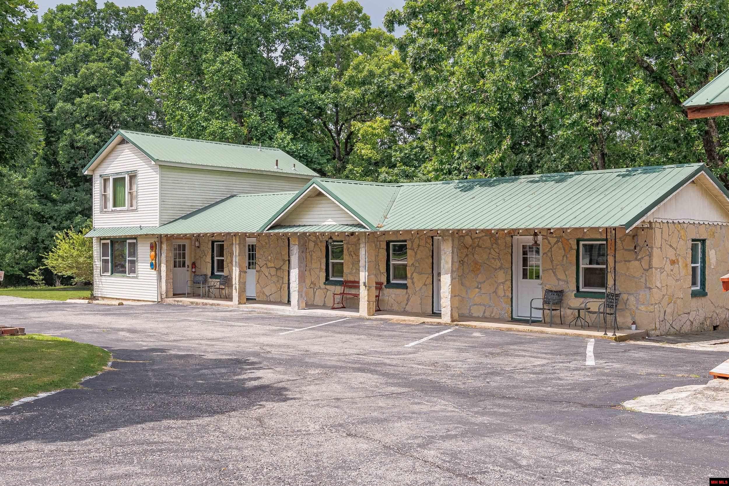 1203 BULL SHOALS DAM BOULEVARD Bull Shoals, AR