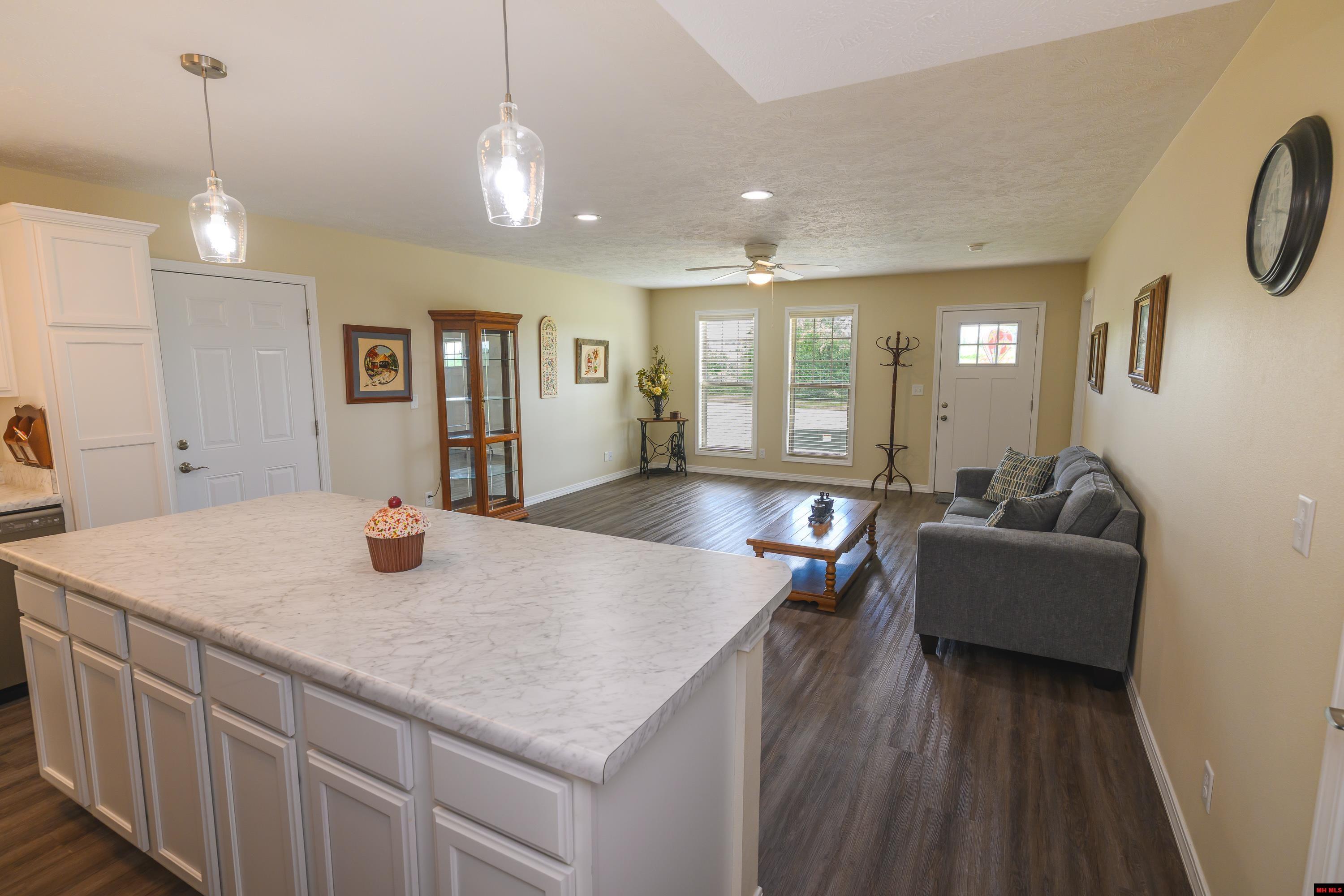 1118 E 16TH STREET Mountain Home, AR