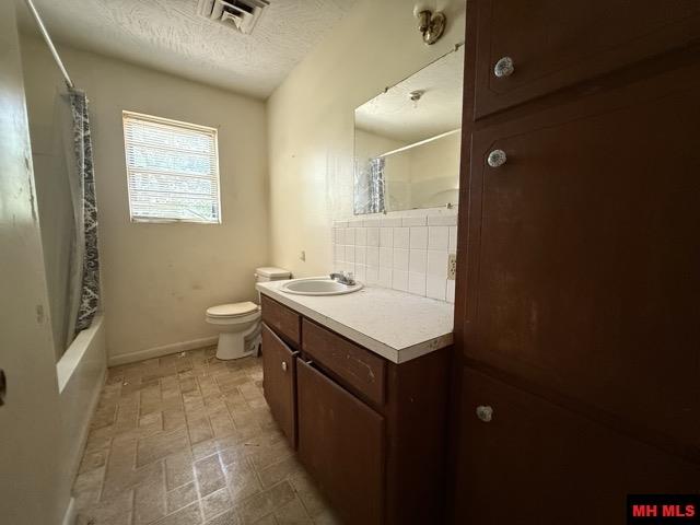 709 WALNUT AVENUE Bull Shoals, AR