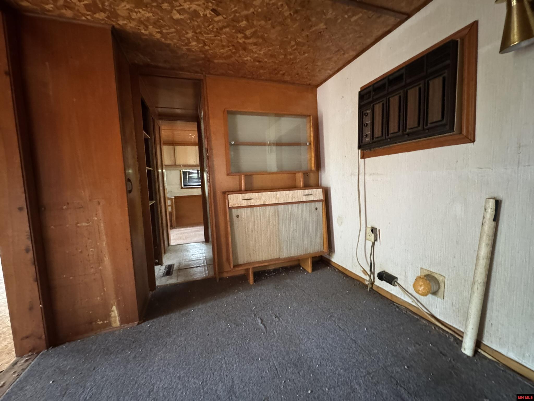 200 MC 129 Oakland, AR