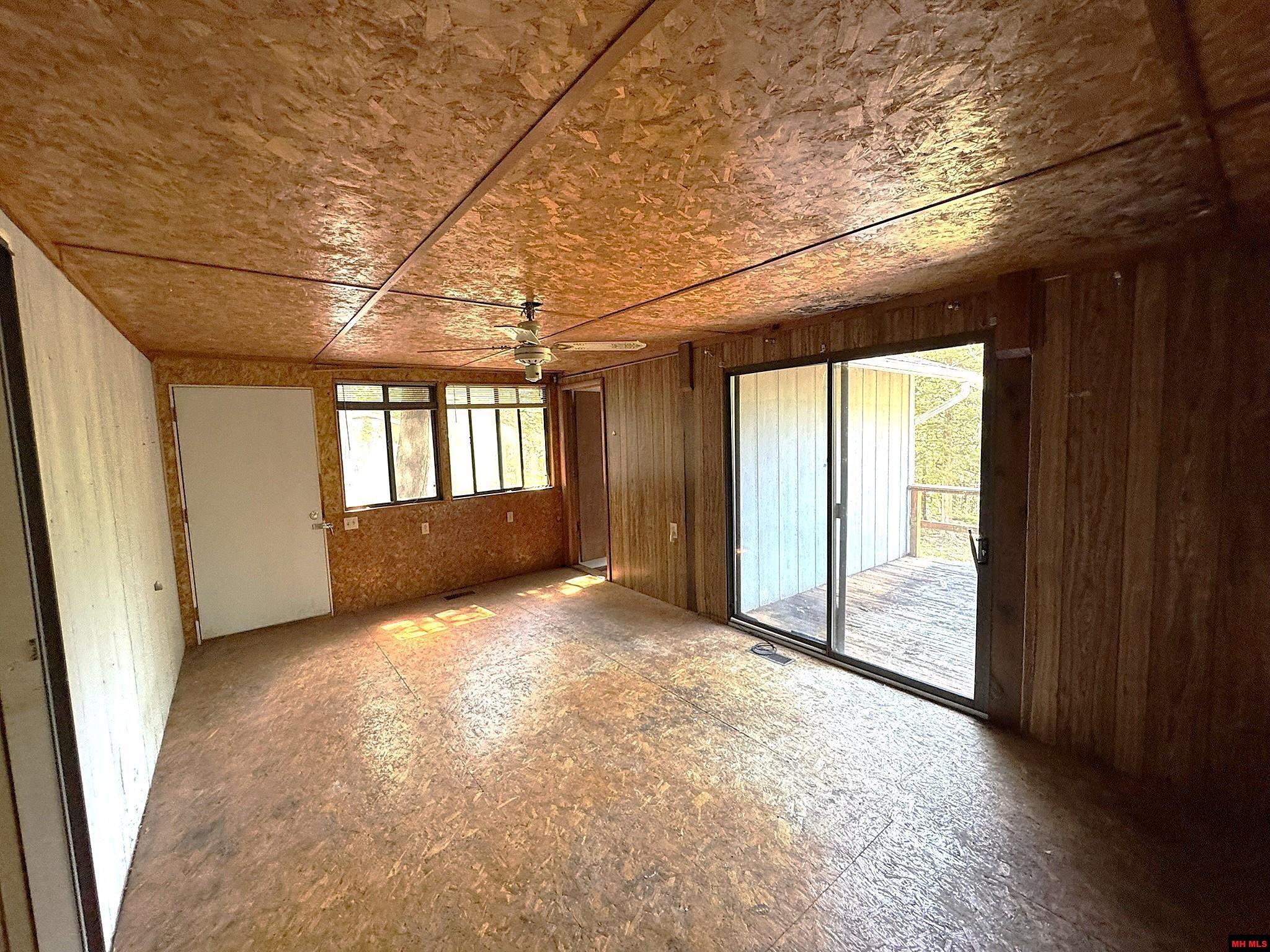 200 MC 129 Oakland, AR