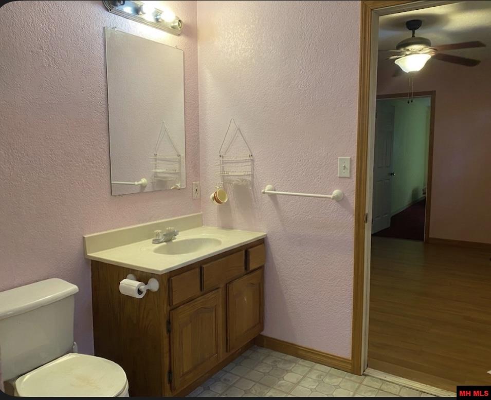 534 OAKLEY ROAD Mountain Home, AR