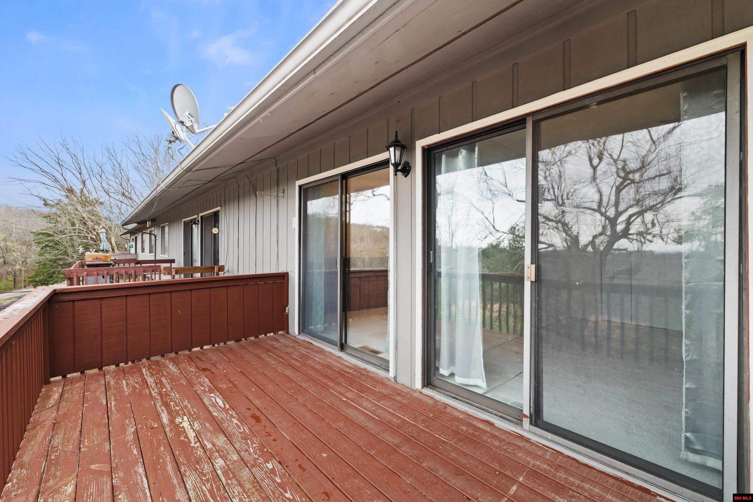 106 ORIOLE LANE Bull Shoals, AR