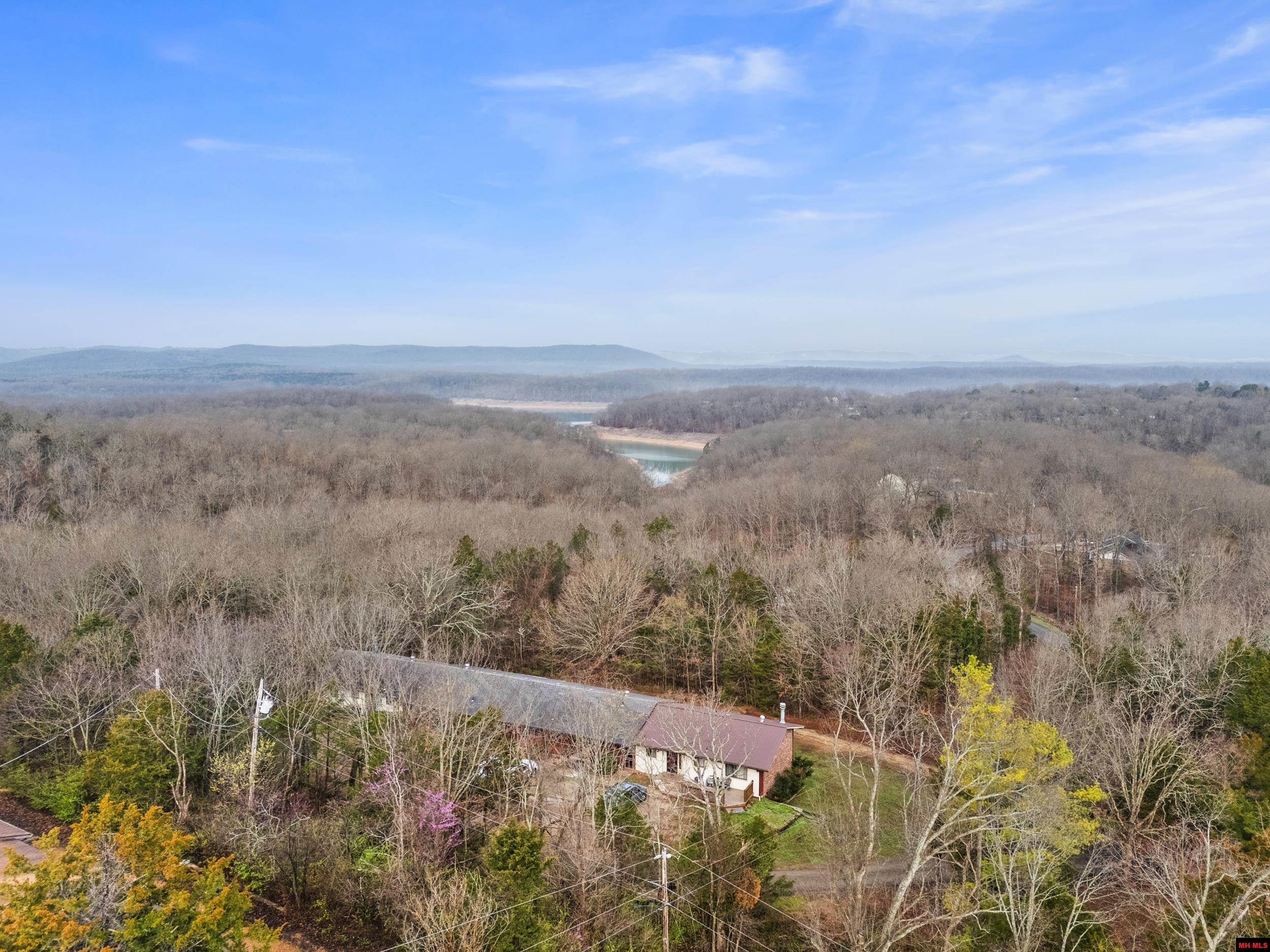 106 ORIOLE LANE Bull Shoals, AR