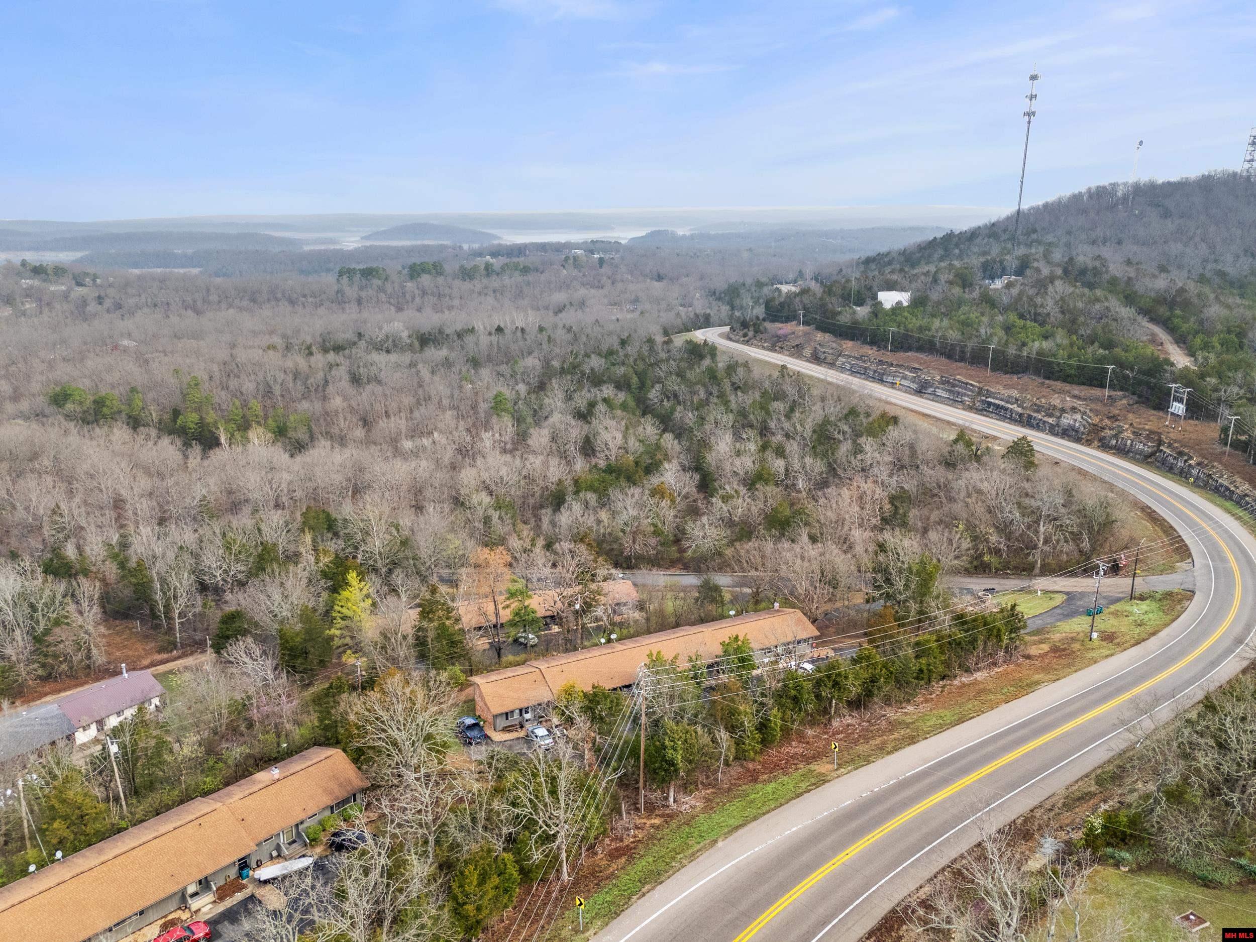 106 ORIOLE LANE Bull Shoals, AR