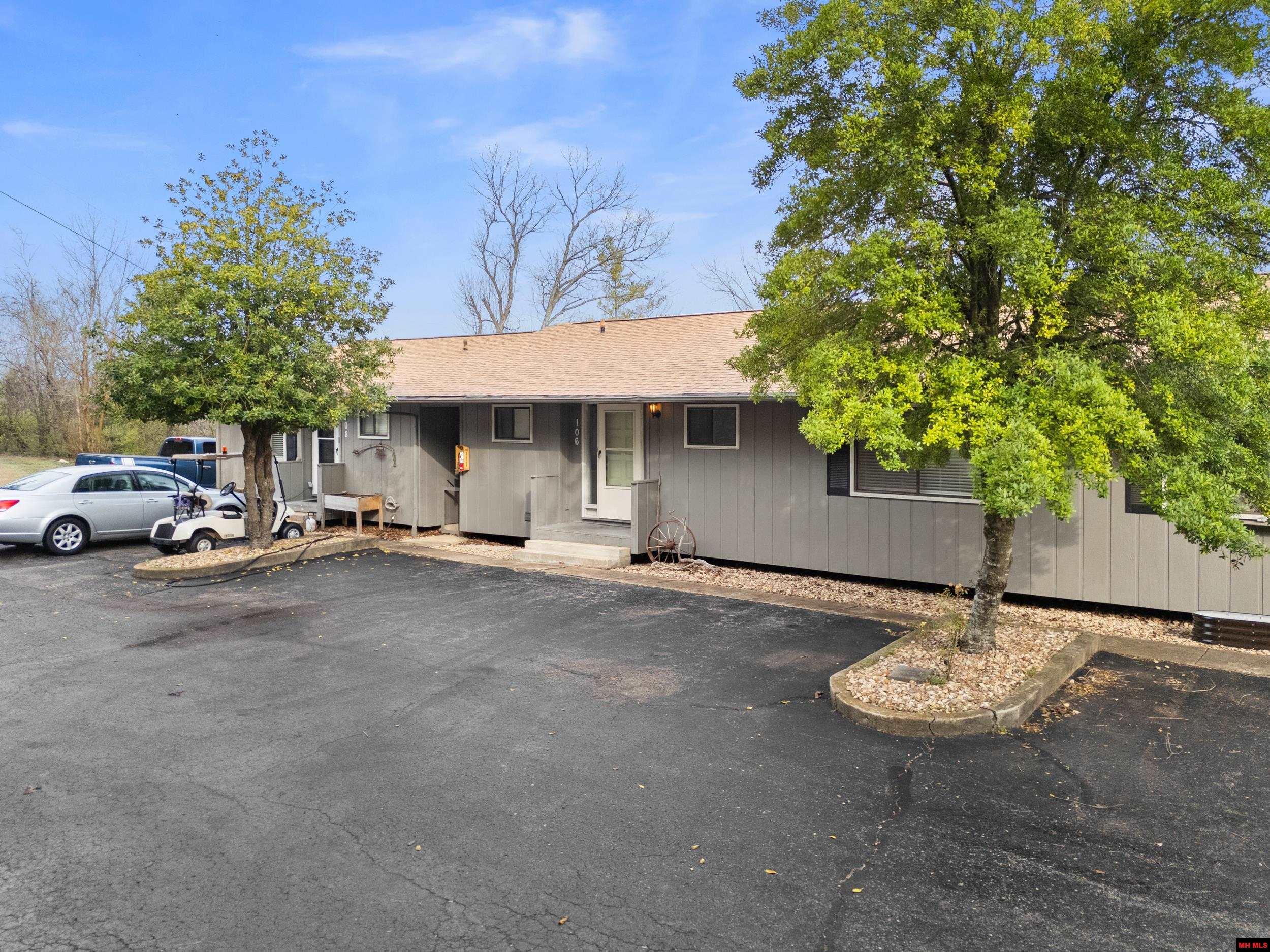 106 ORIOLE LANE Bull Shoals, AR