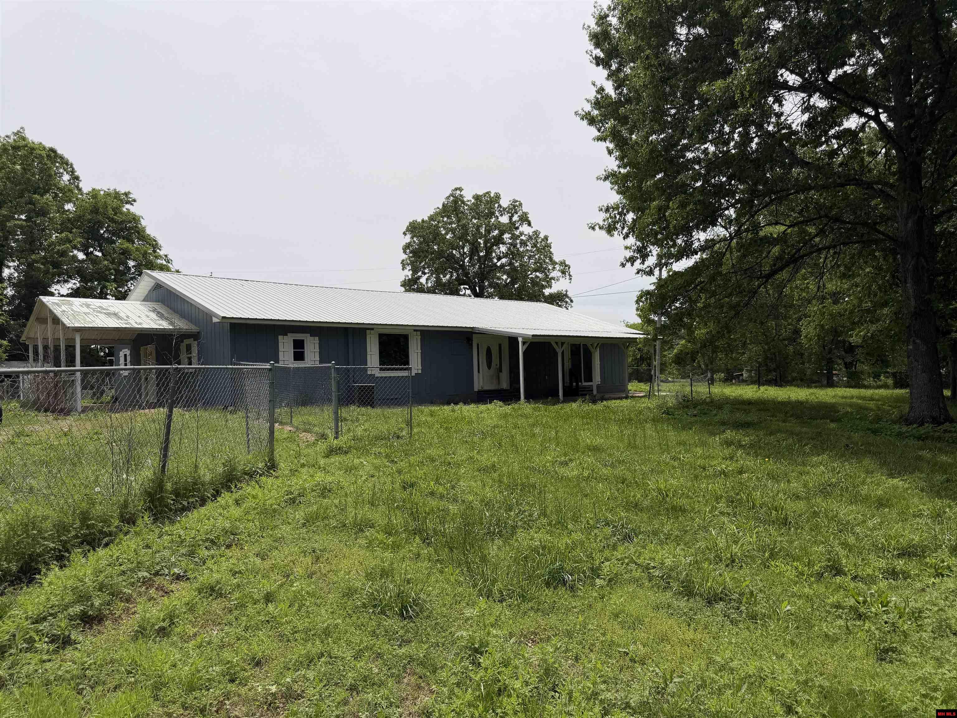 58 CHAPMAN ROAD Hardy, AR