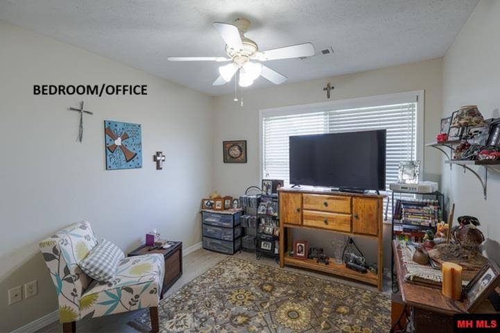 15 TURNBERRY COURT Mountain Home, AR