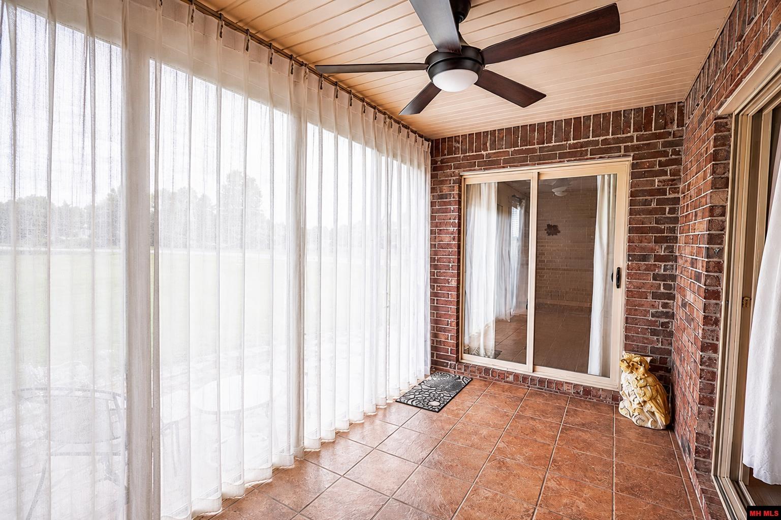 15 TURNBERRY COURT Mountain Home, AR
