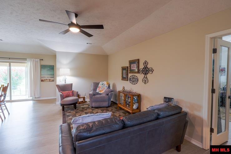 15 TURNBERRY COURT Mountain Home, AR