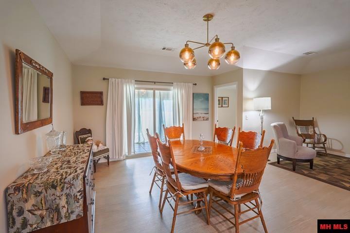 15 TURNBERRY COURT Mountain Home, AR