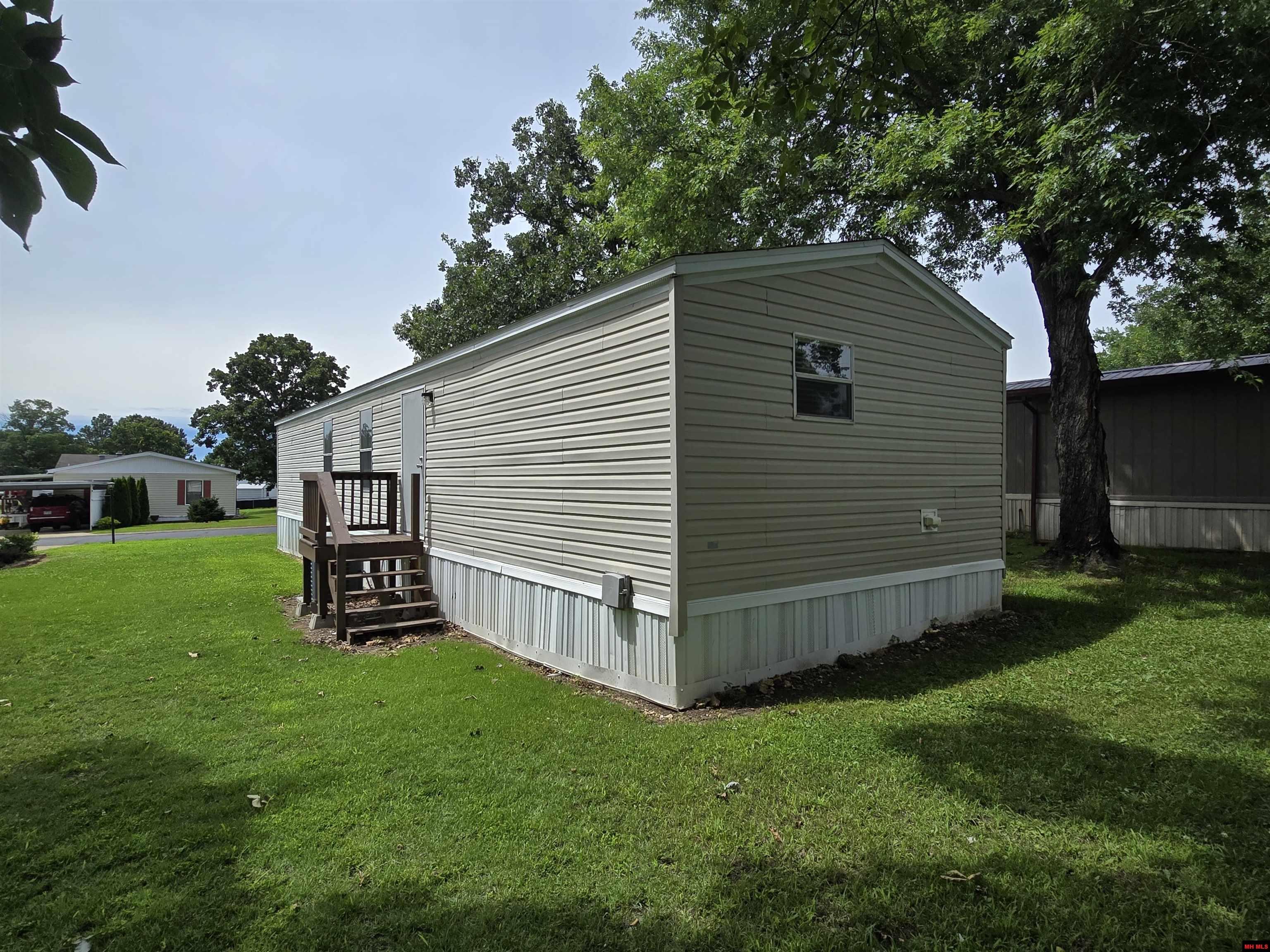 44 FLECK DRIVE Mountain Home, AR