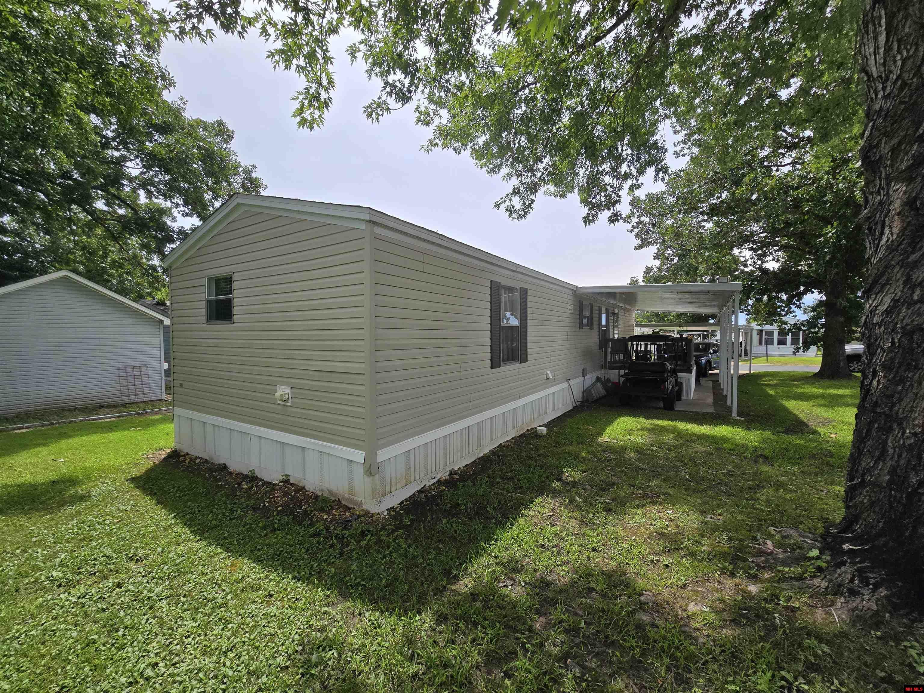 44 FLECK DRIVE Mountain Home, AR