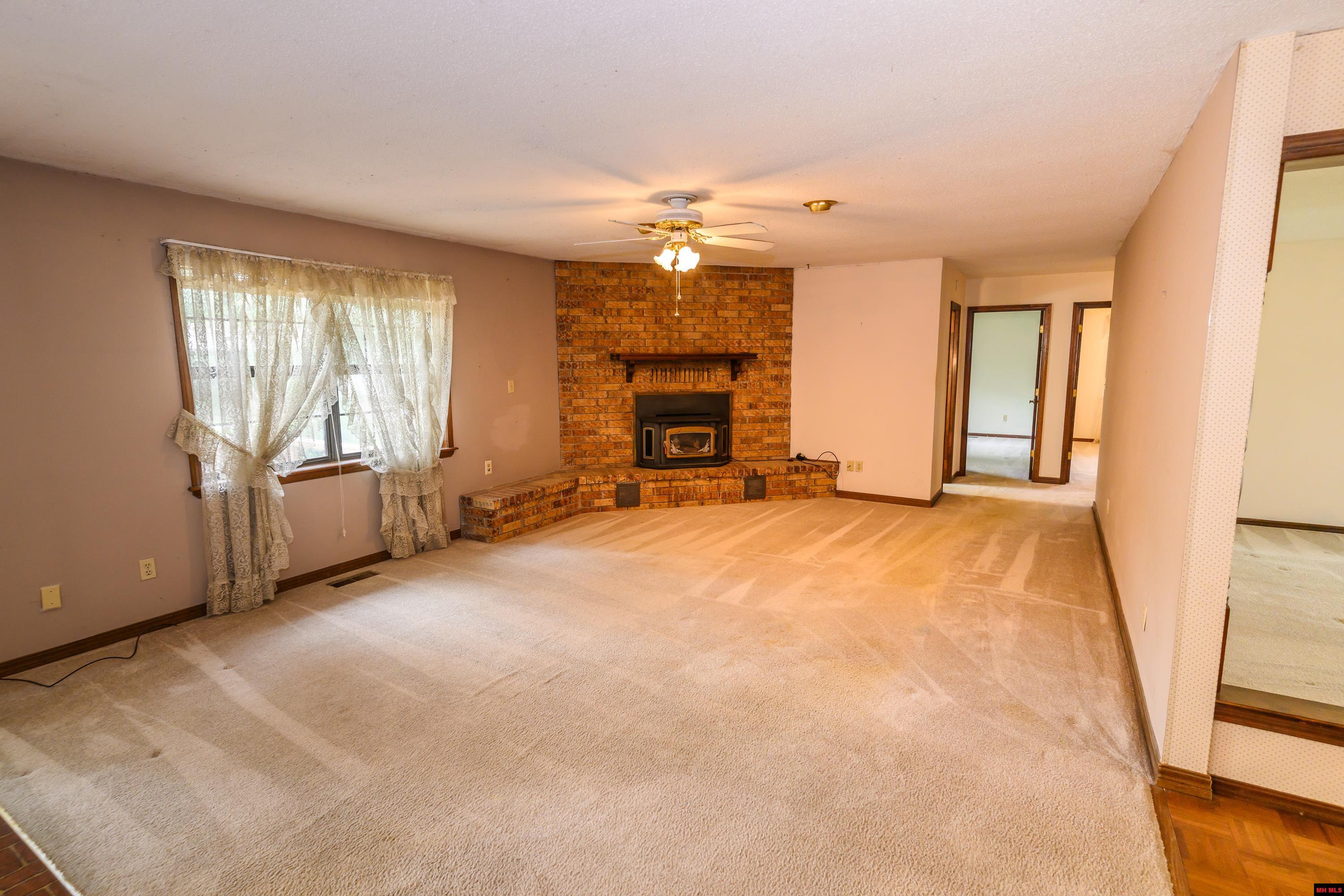 809 COLUMBIA AVENUE Mountain Home, AR