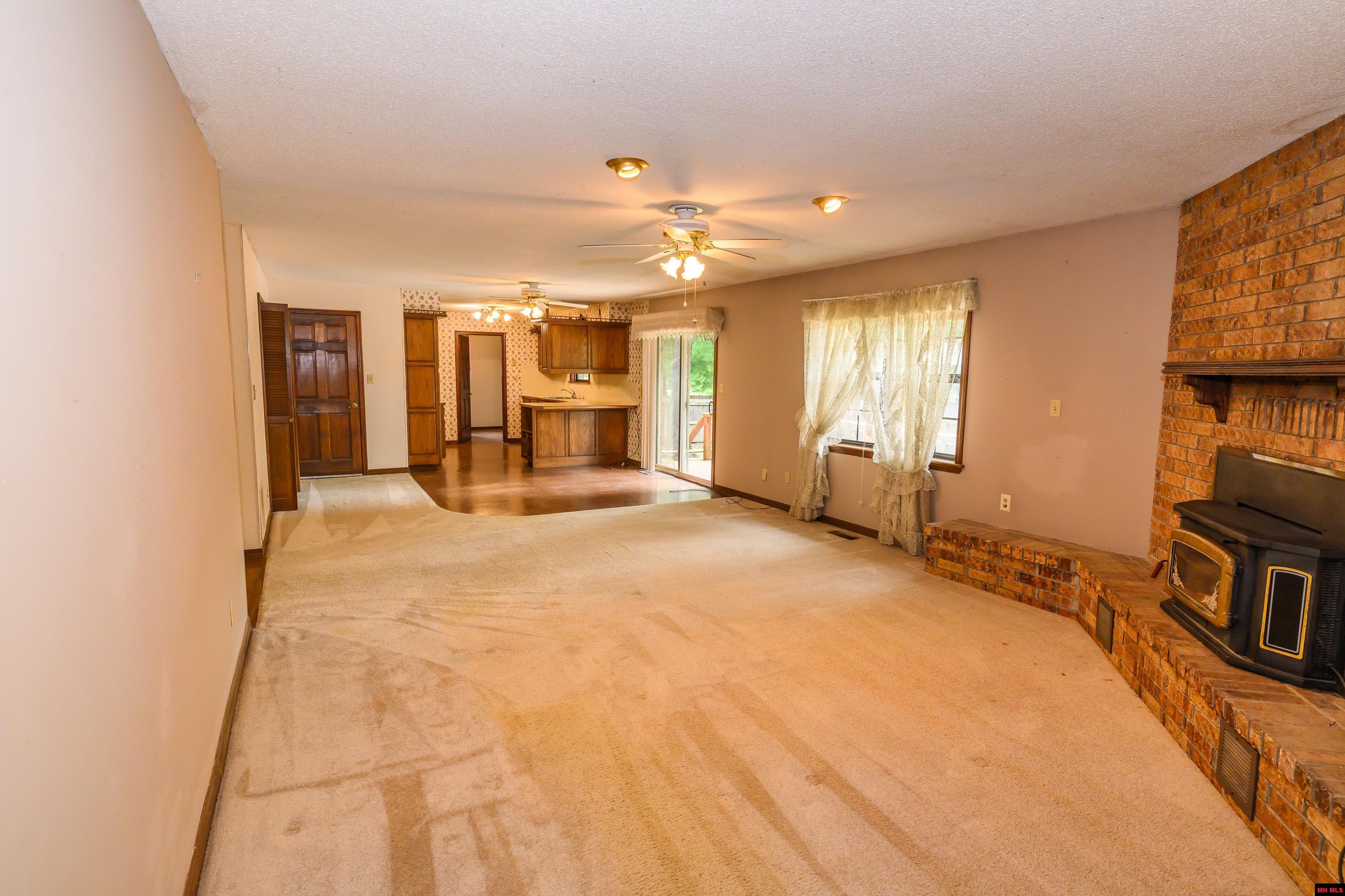 809 COLUMBIA AVENUE Mountain Home, AR