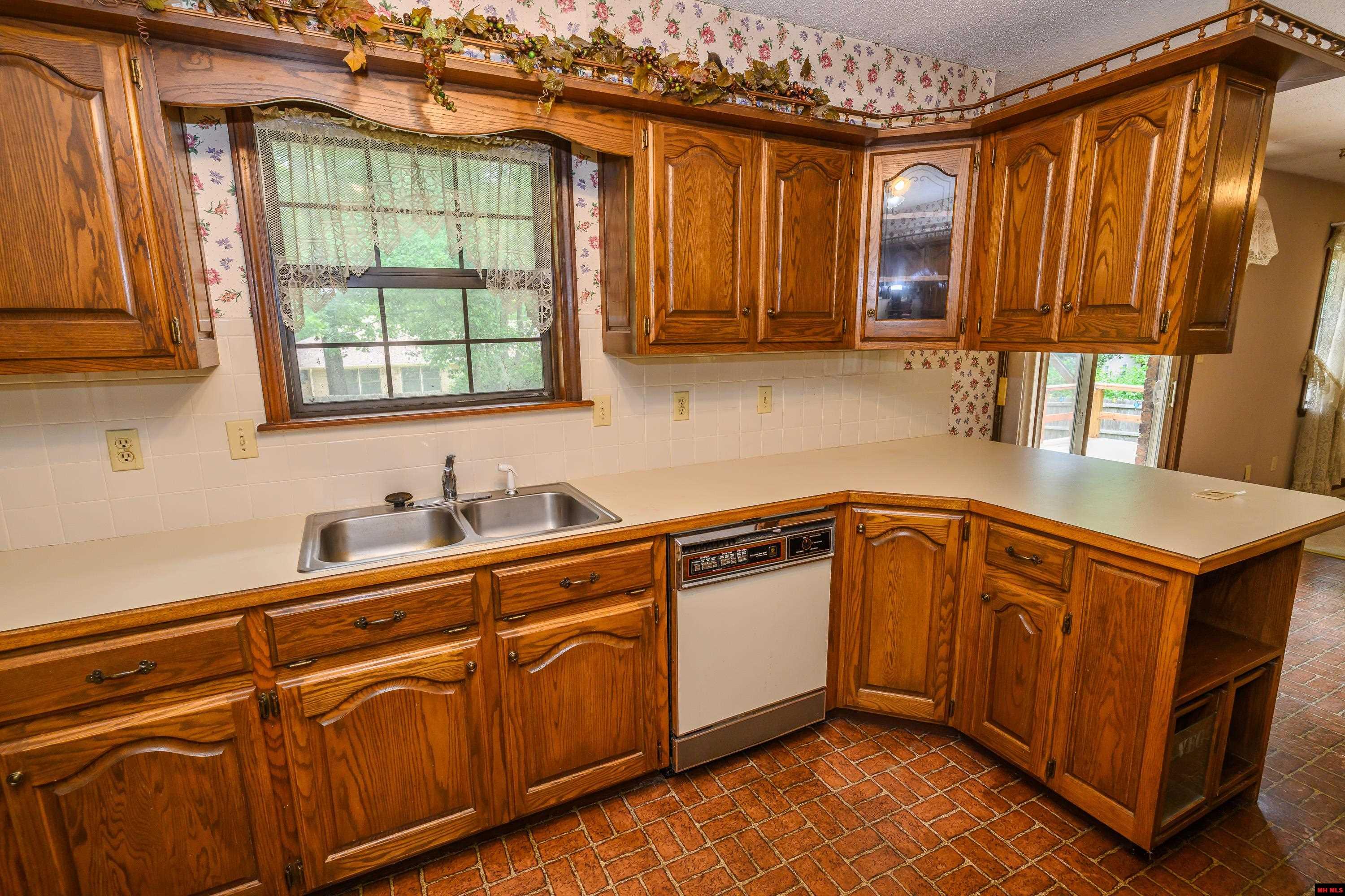 809 COLUMBIA AVENUE Mountain Home, AR