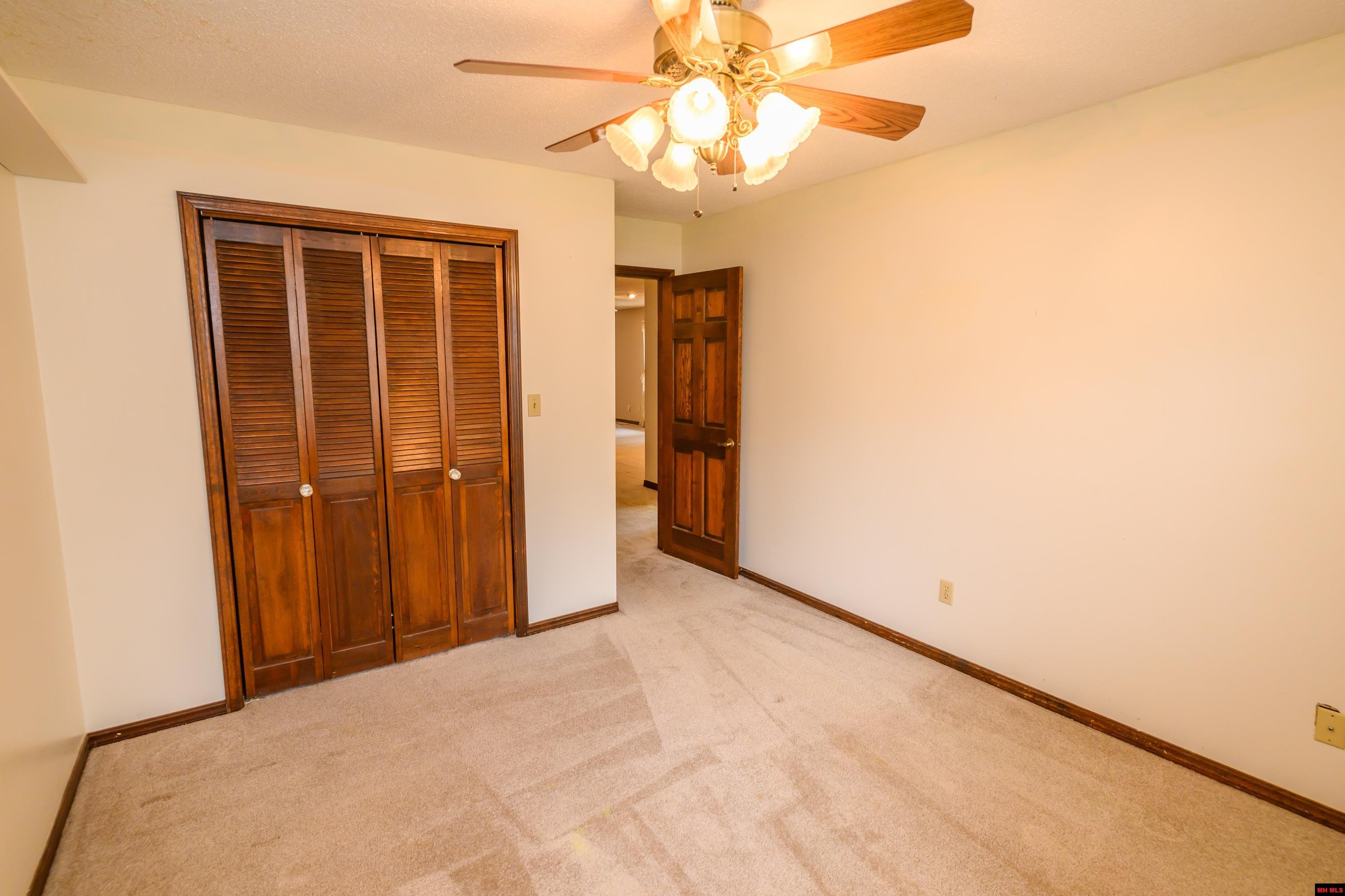 809 COLUMBIA AVENUE Mountain Home, AR