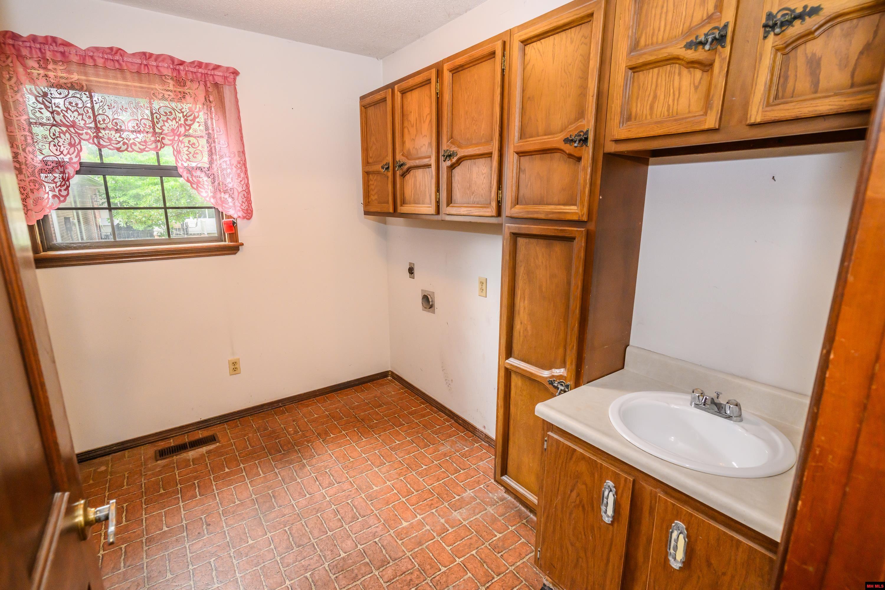 809 COLUMBIA AVENUE Mountain Home, AR