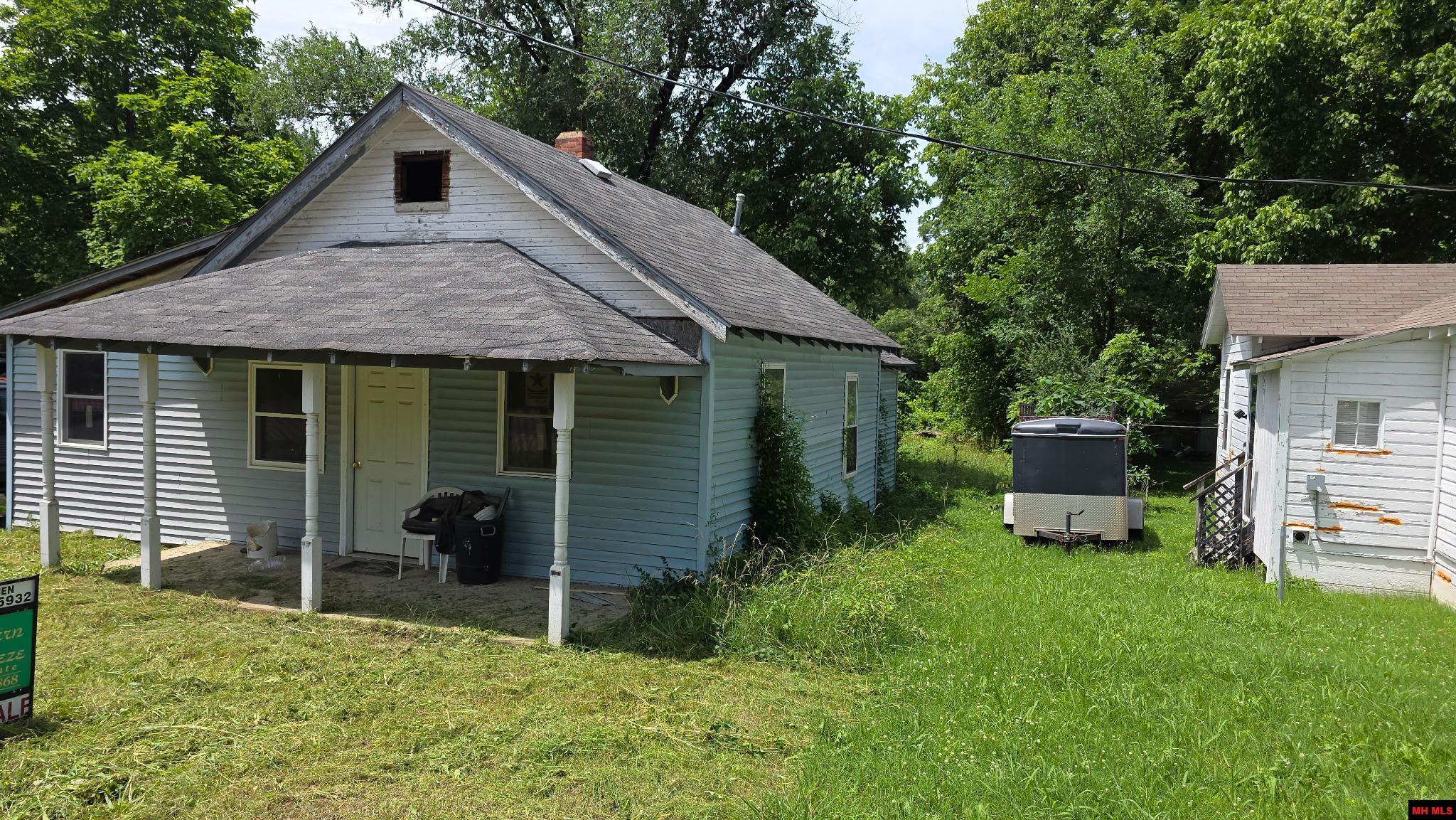 409 MAIN STREET Flippin, AR