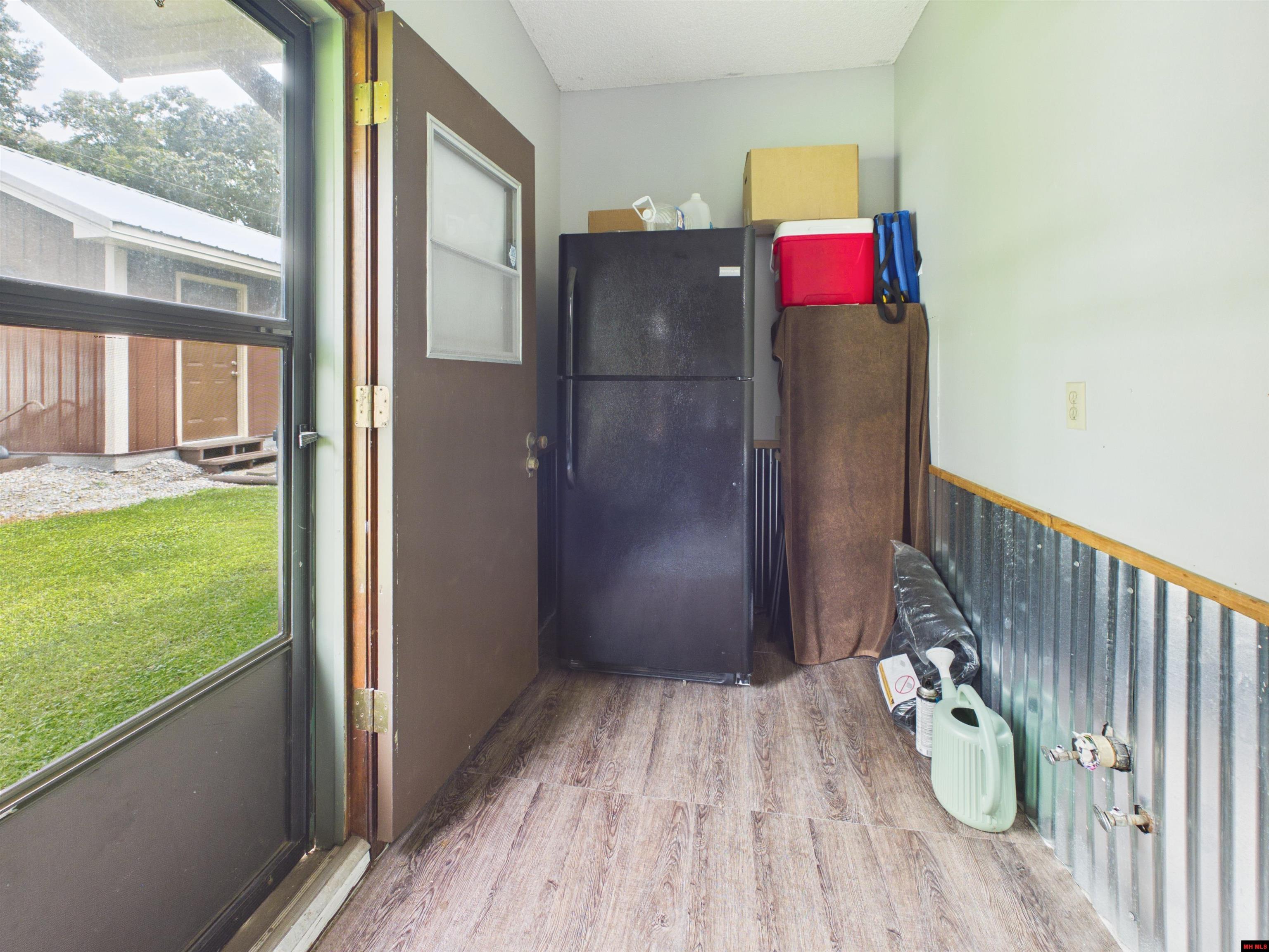 255 Fawn Road