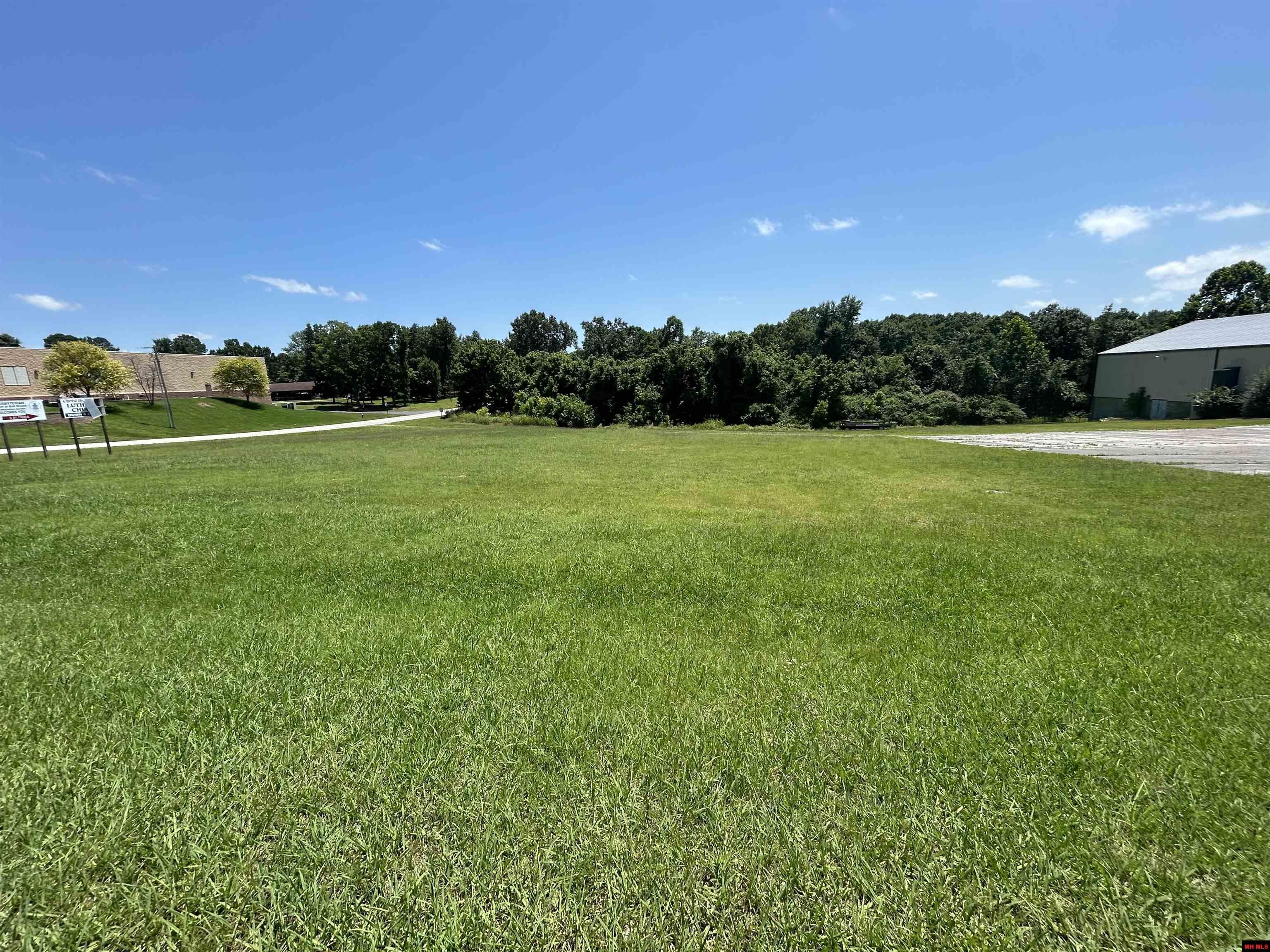 1015 CENTRAL BOULEVARD Bull Shoals, AR