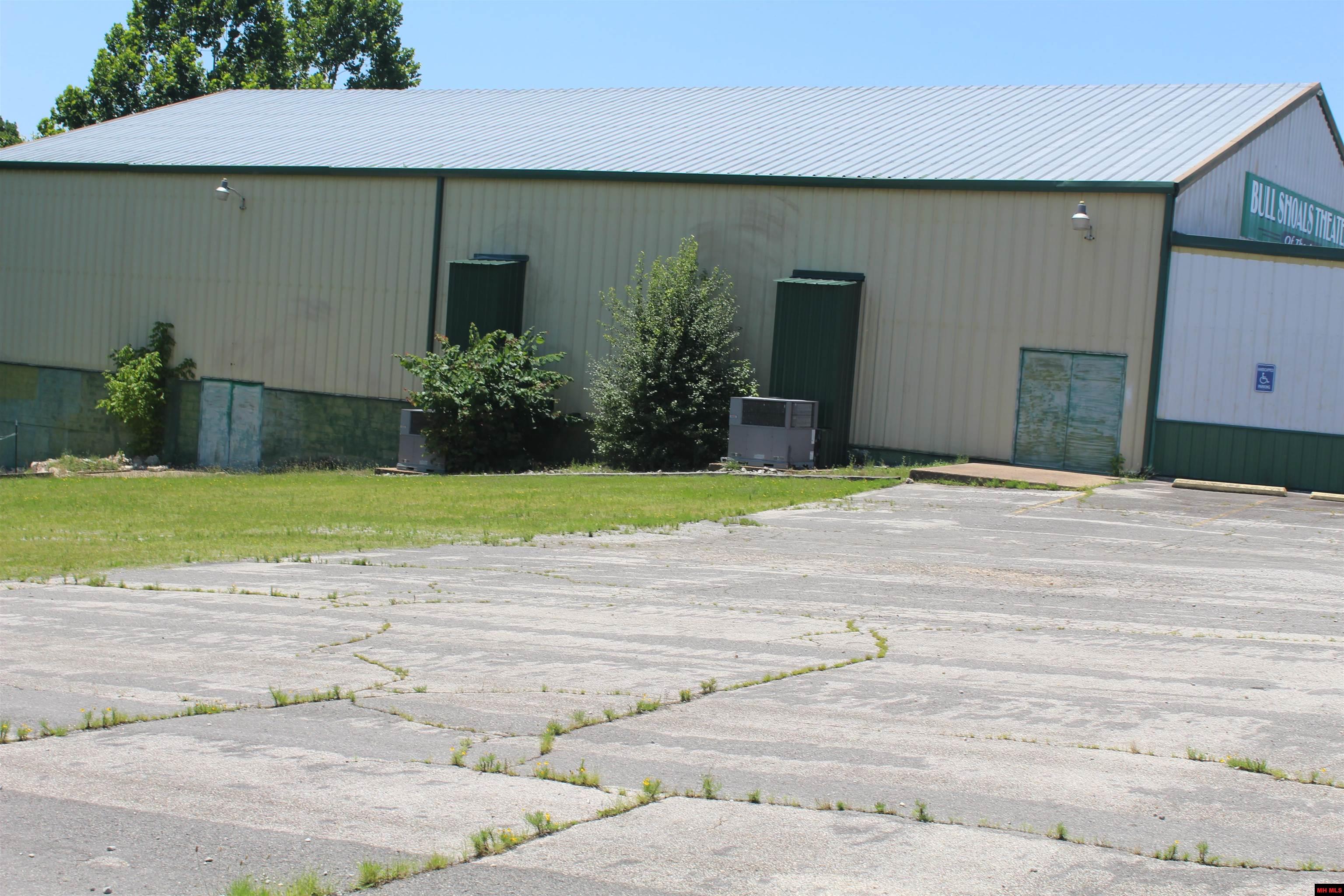 1015 CENTRAL BOULEVARD Bull Shoals, AR