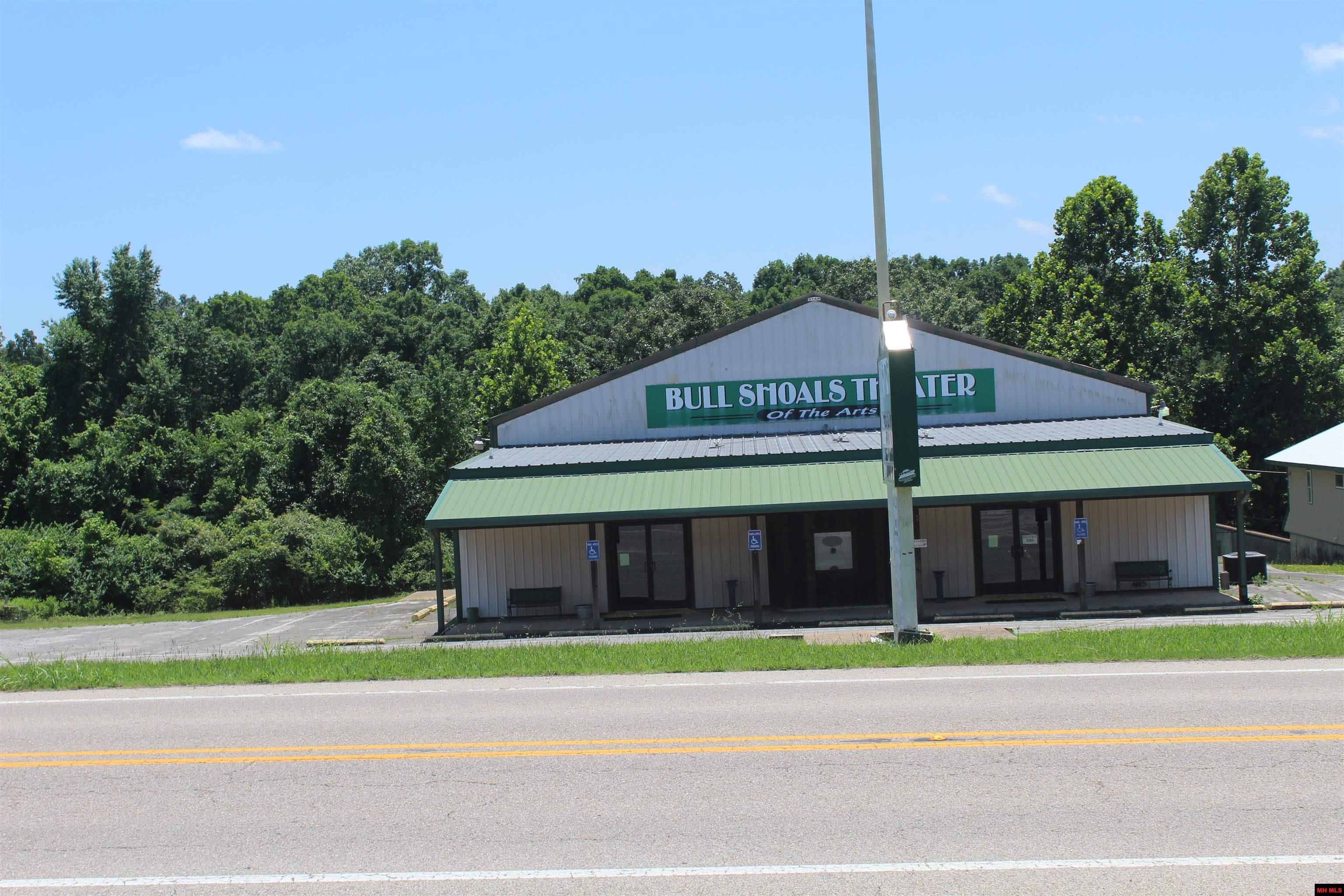 1015 CENTRAL BOULEVARD Bull Shoals, AR
