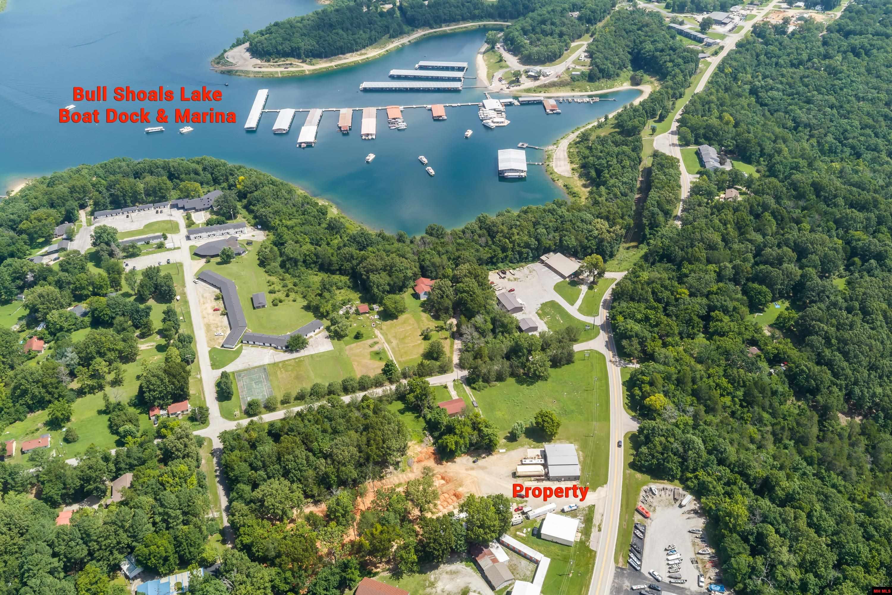 2052 CENTRAL BOULEVARD Bull Shoals, AR