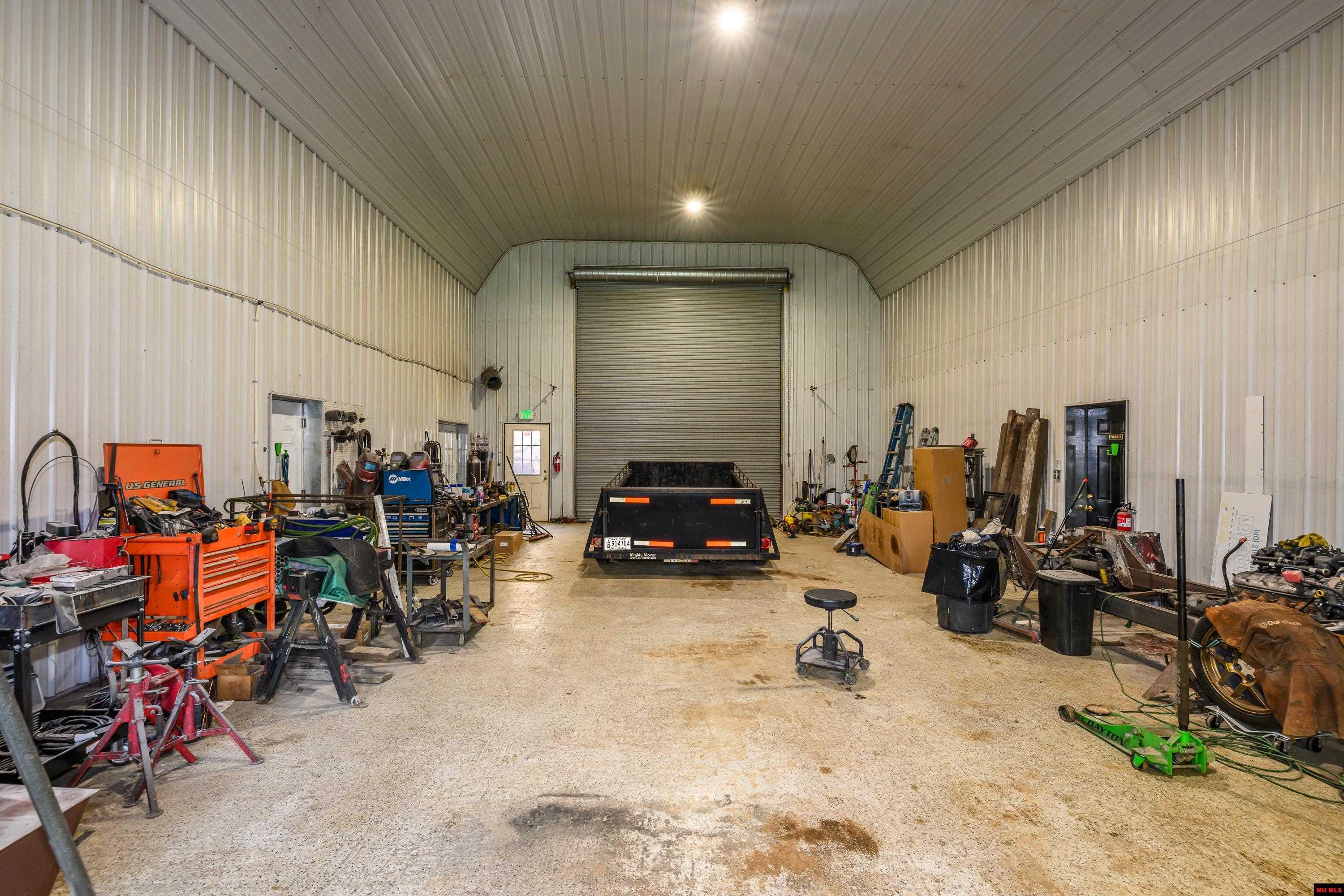 2052 CENTRAL BOULEVARD Bull Shoals, AR