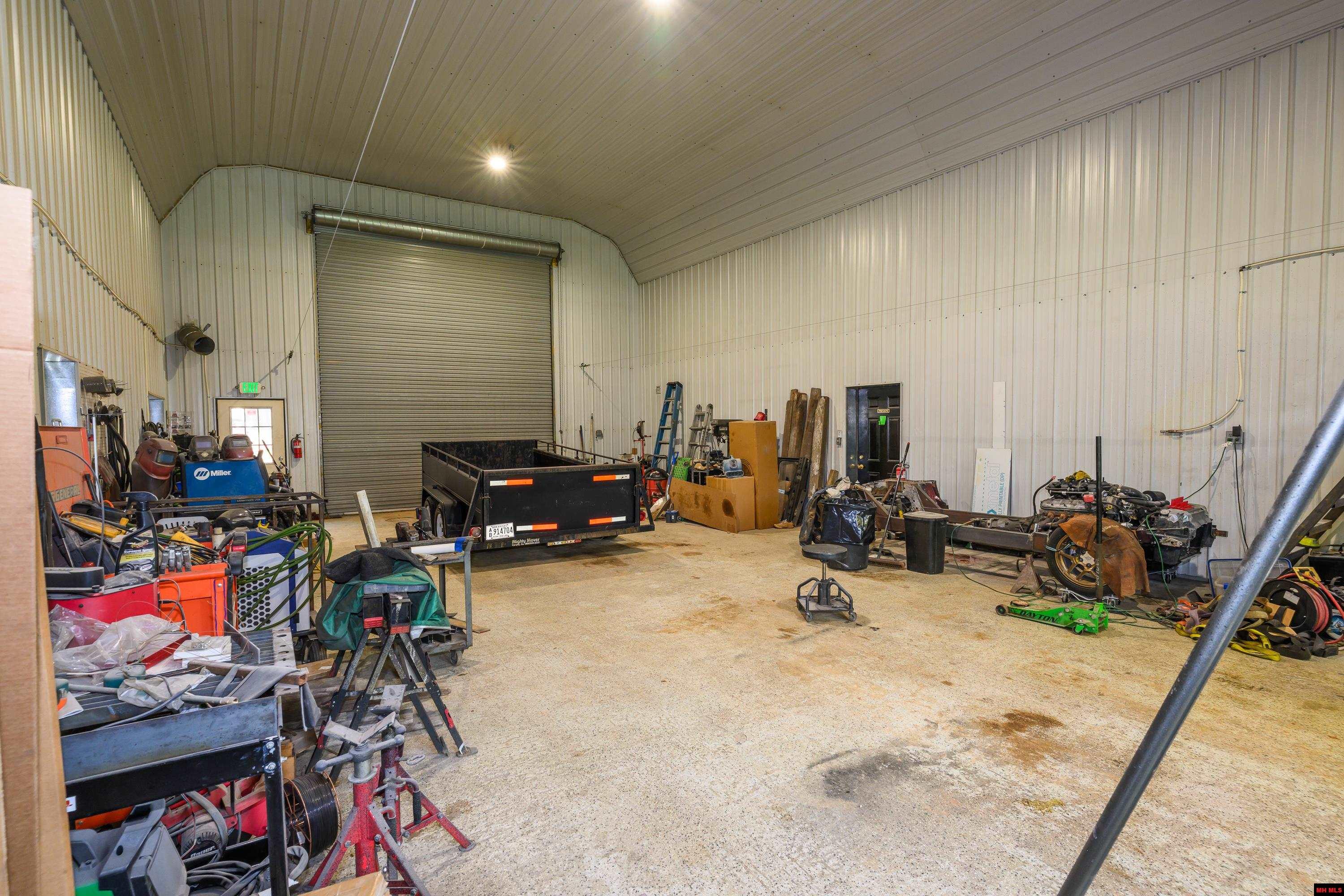 2052 CENTRAL BOULEVARD Bull Shoals, AR