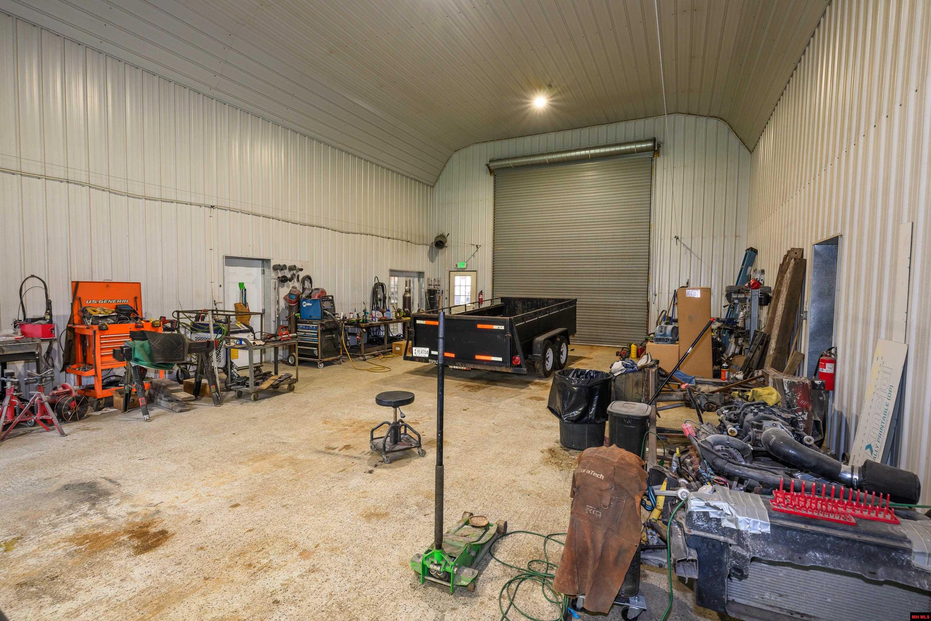 2052 CENTRAL BOULEVARD Bull Shoals, AR