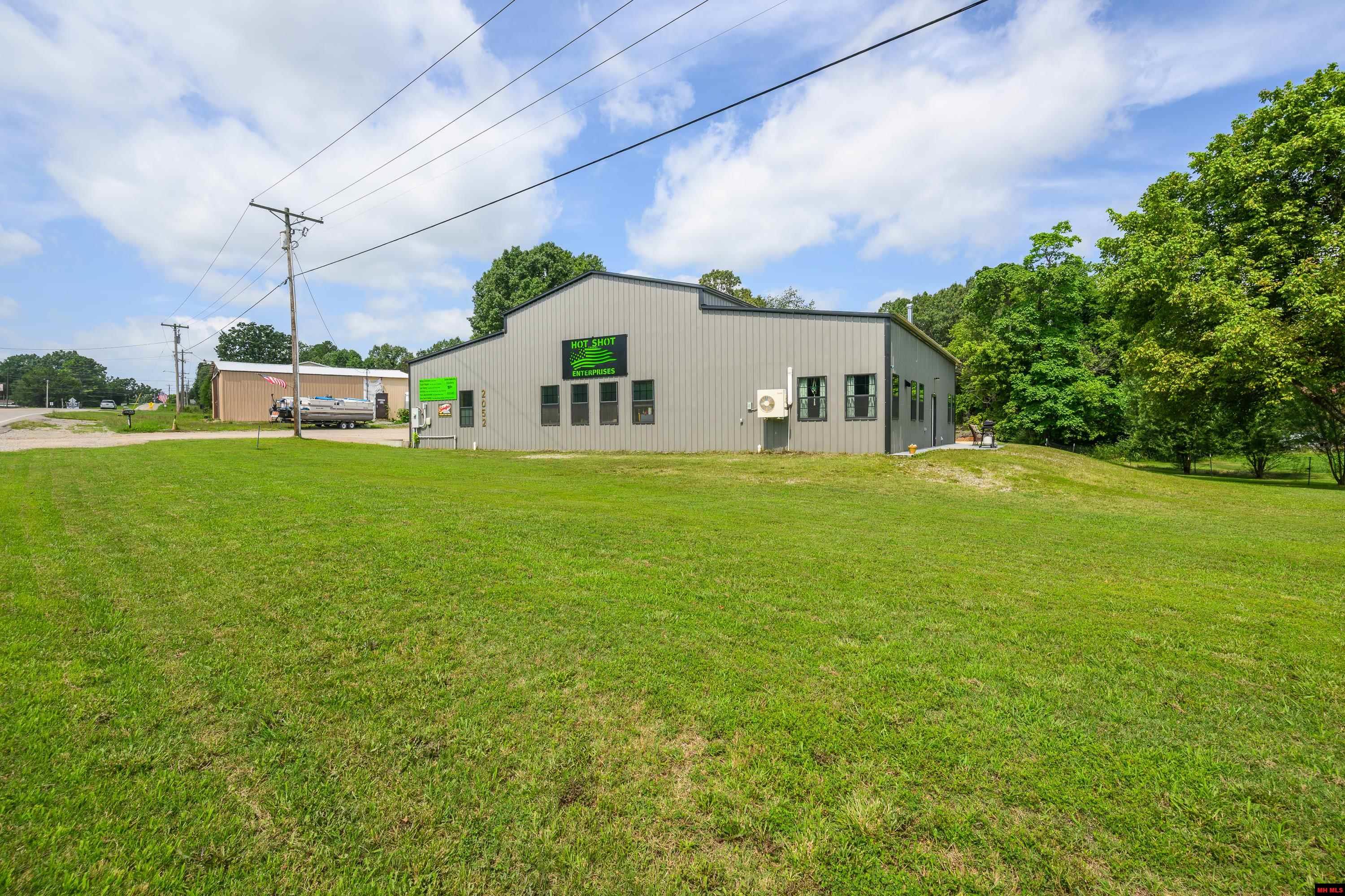 2052 CENTRAL BOULEVARD Bull Shoals, AR