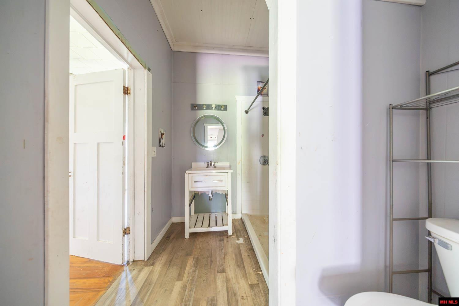 222 6TH STREET Thayer, MO