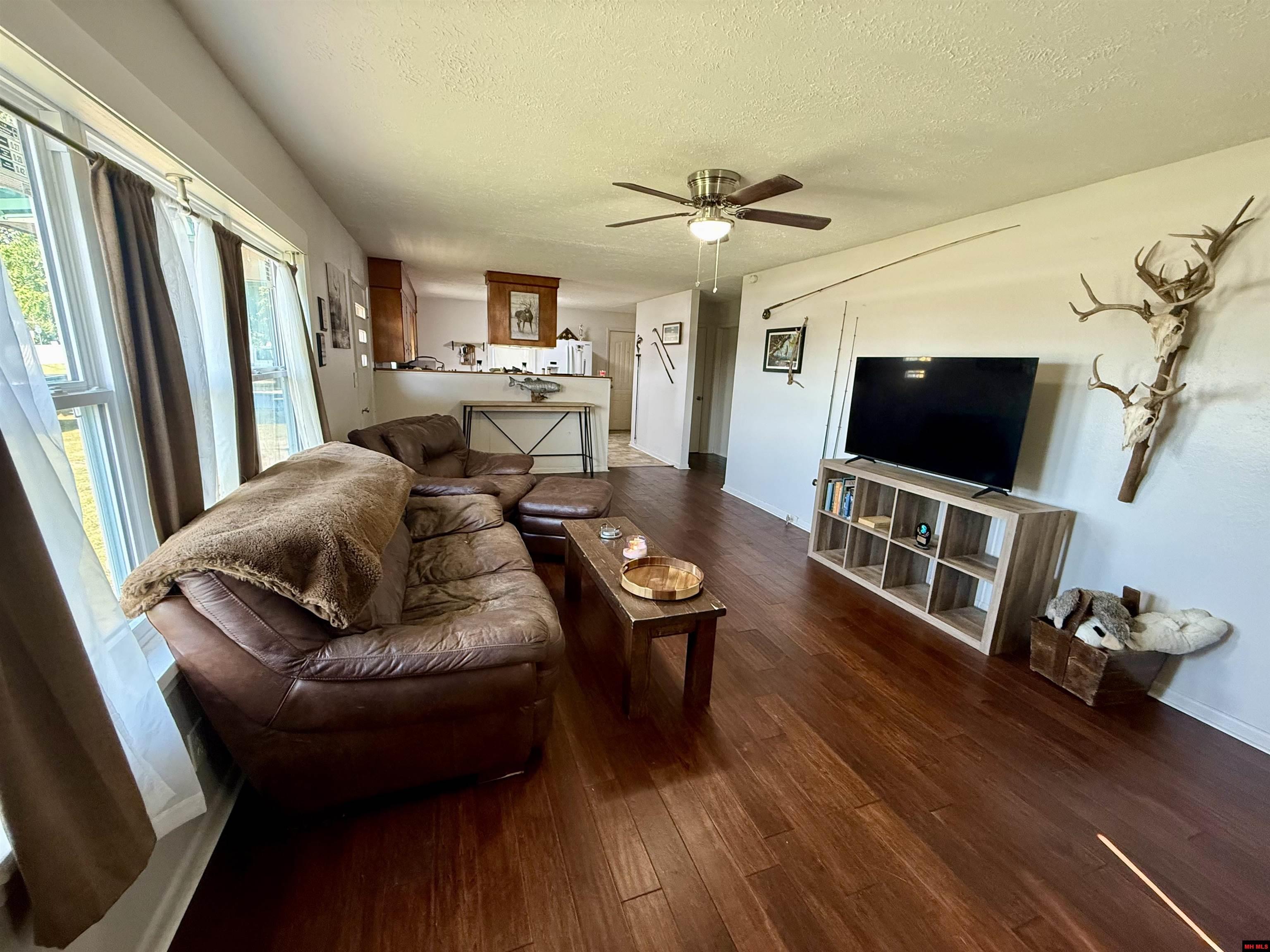 1295 W MAIN STREET Cotter, AR