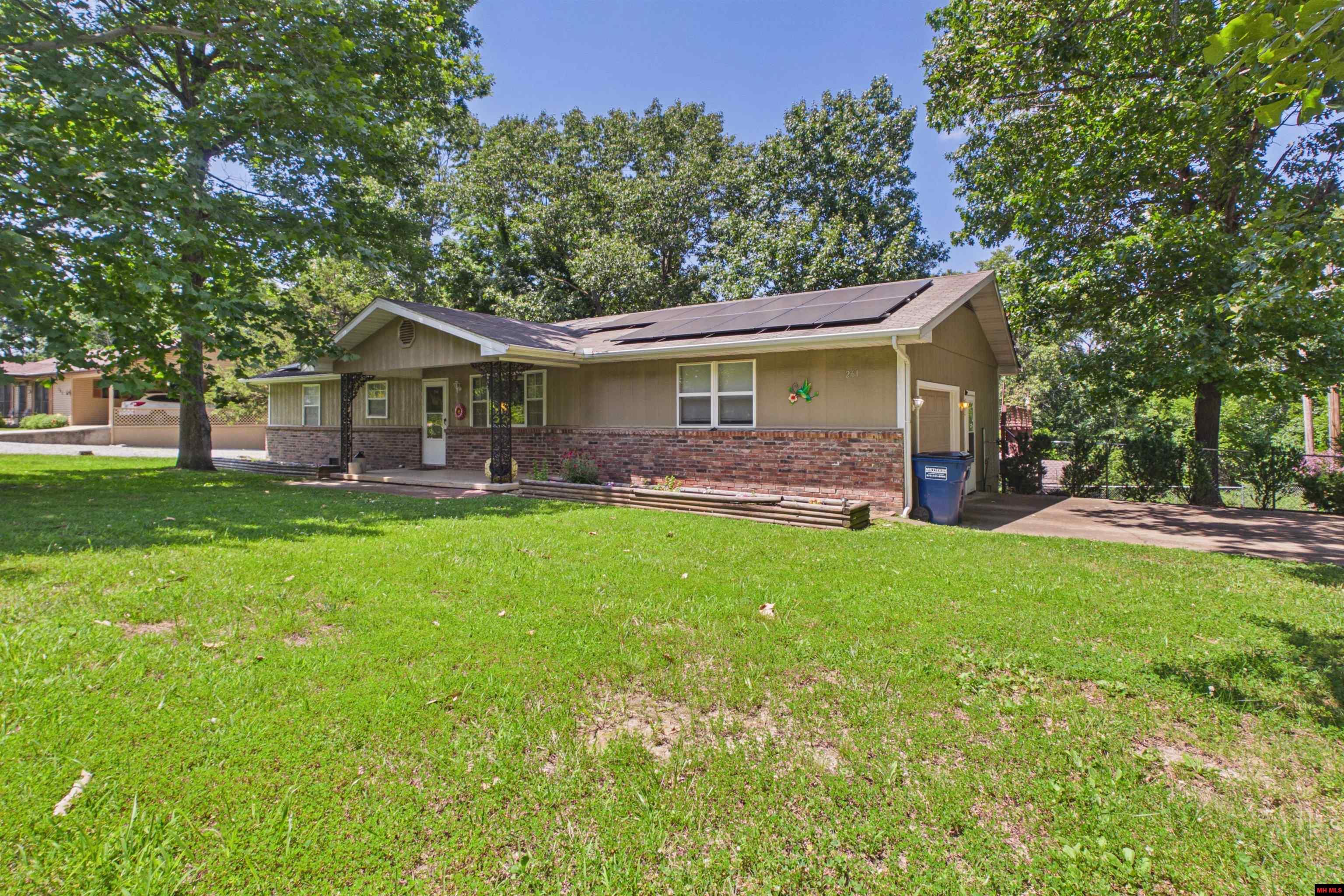 261 Lake Park Loop