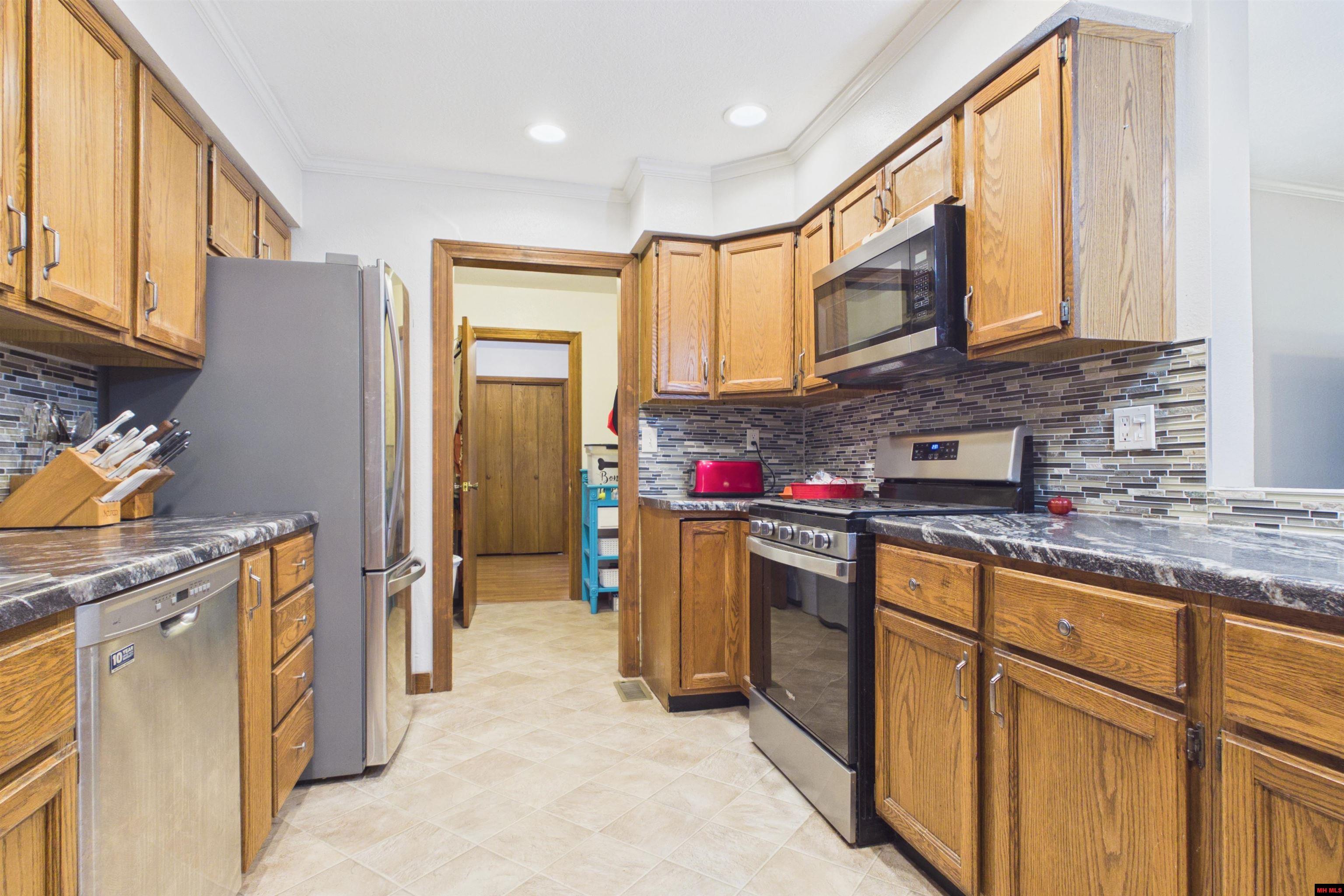 261 Lake Park Loop