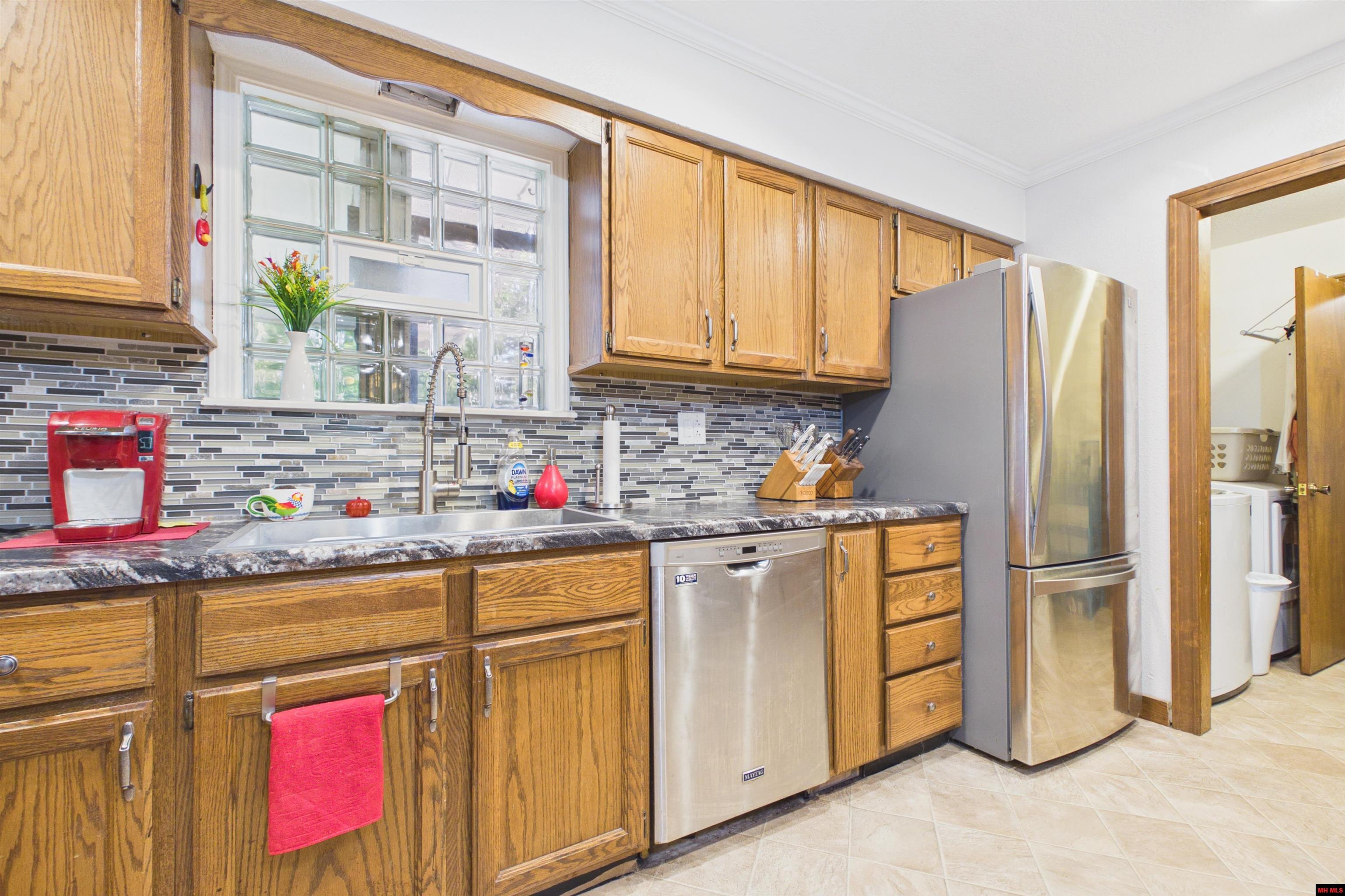 261 Lake Park Loop