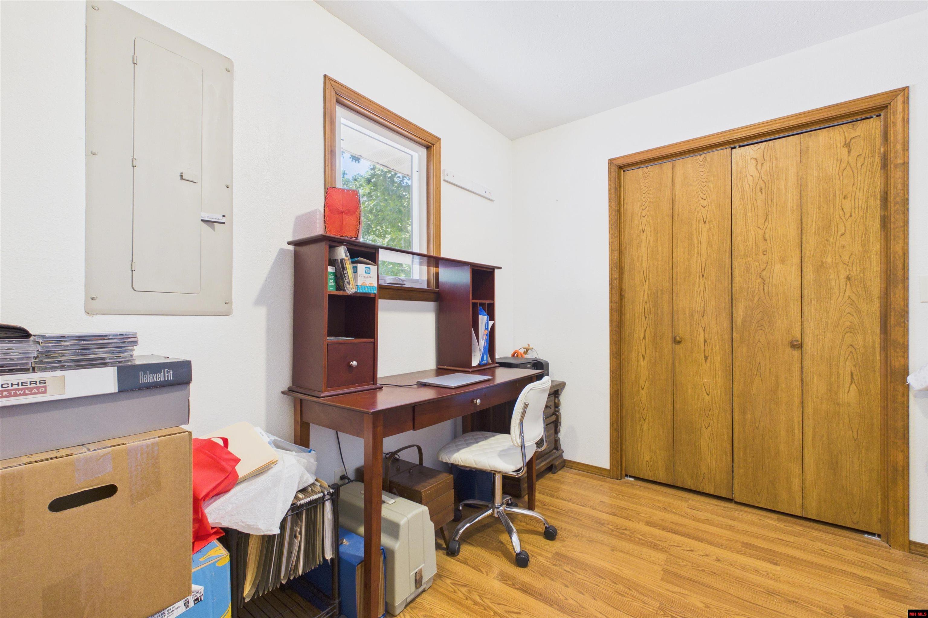 261 Lake Park Loop