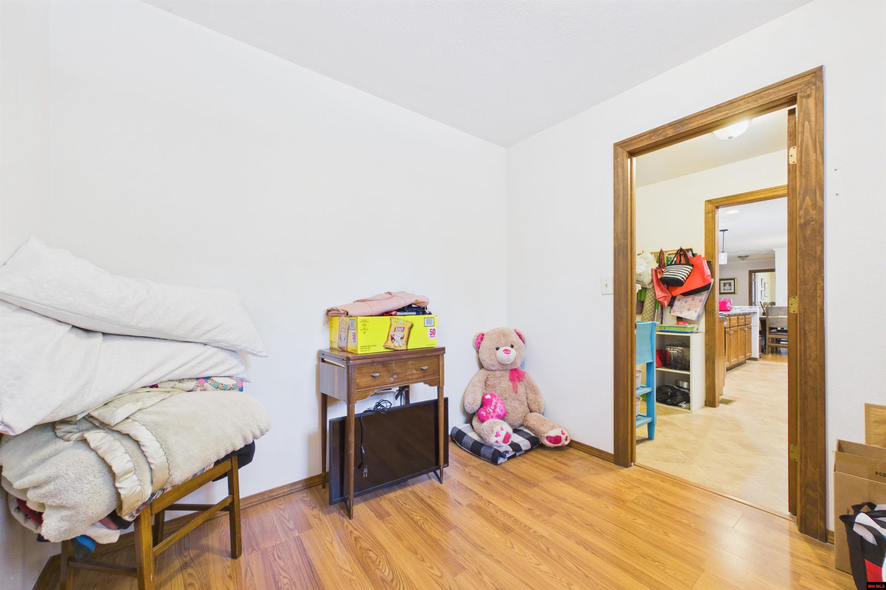 261 Lake Park Loop