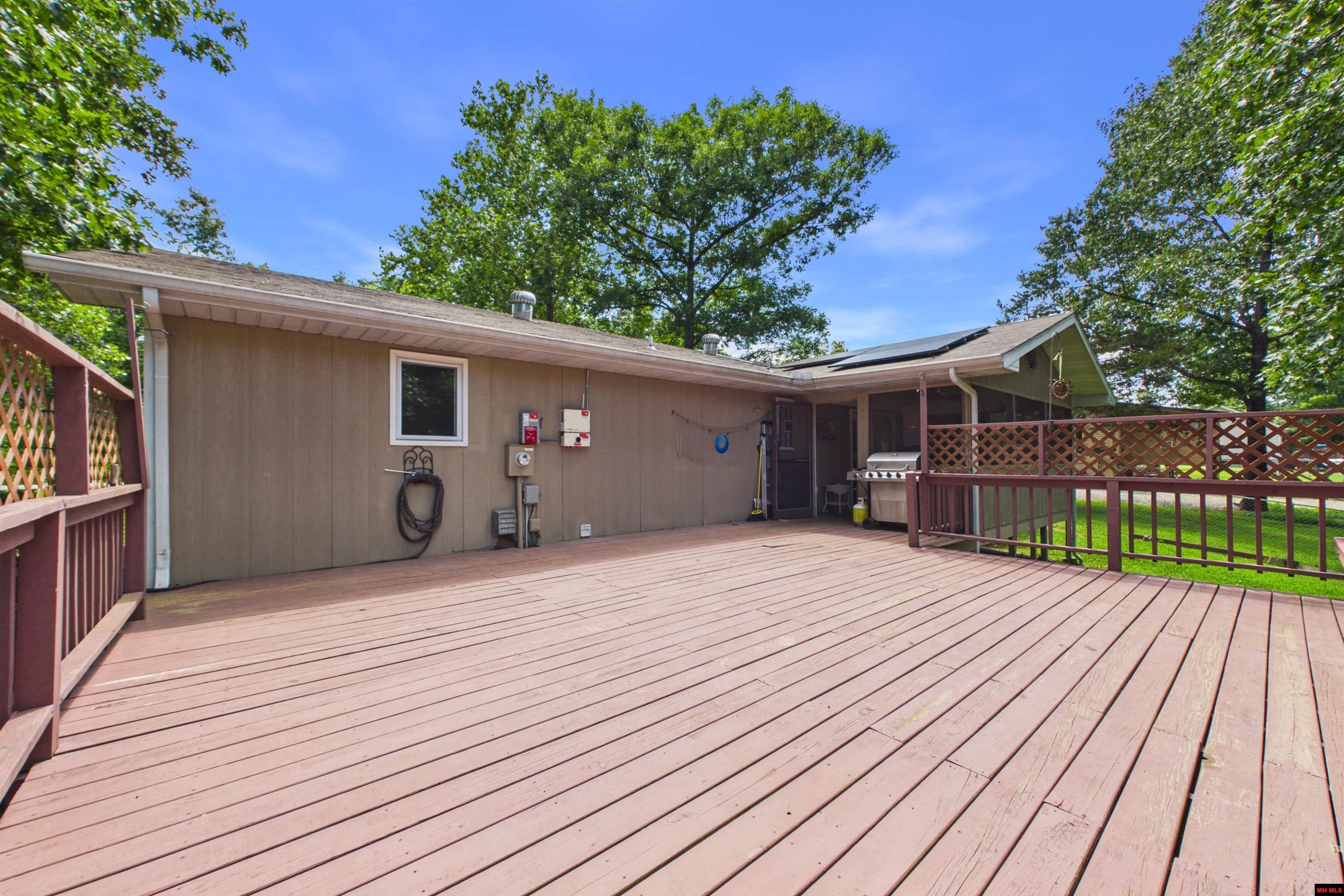 261 Lake Park Loop