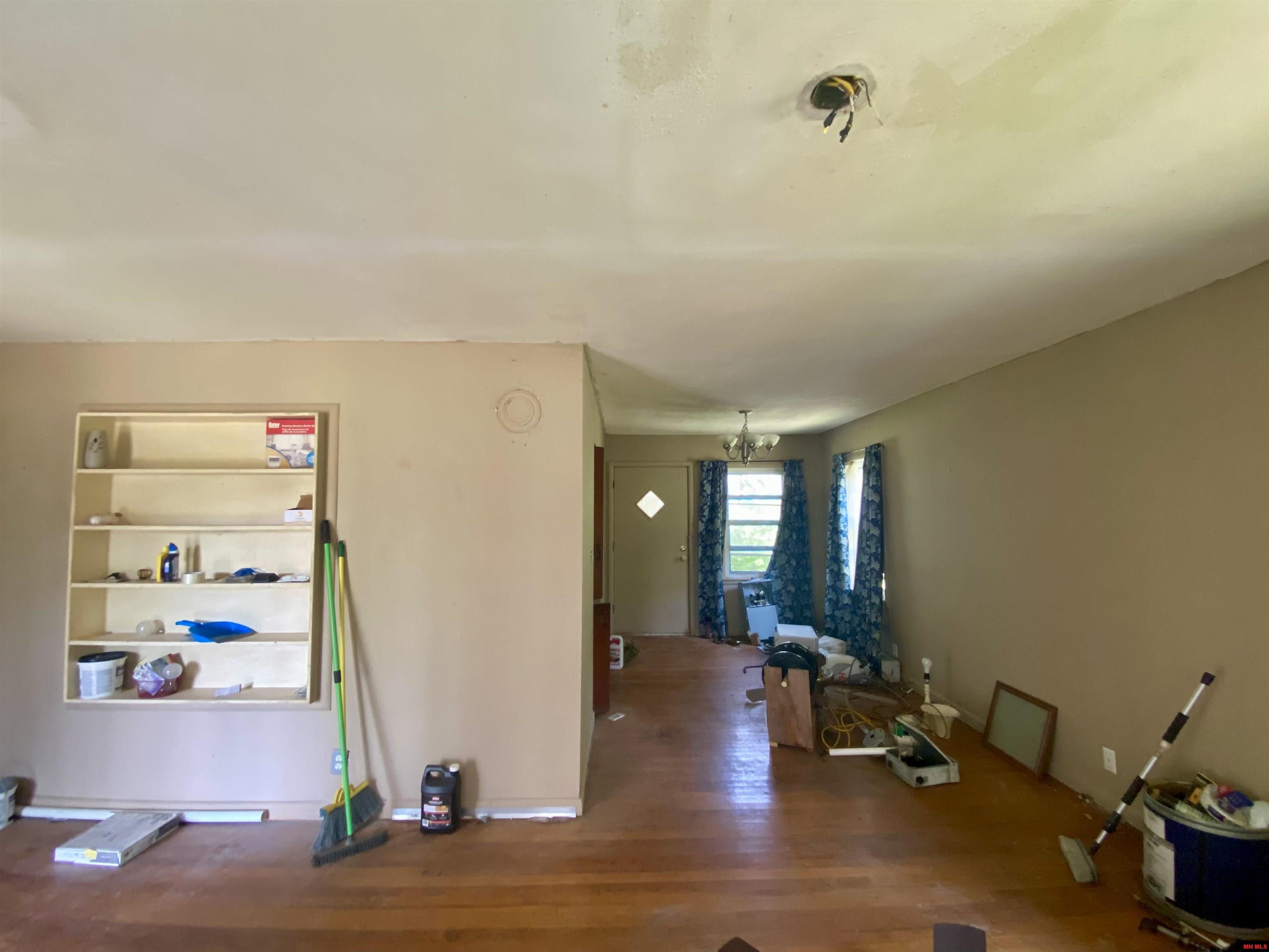 201 N 3RD STREET Flippin, AR