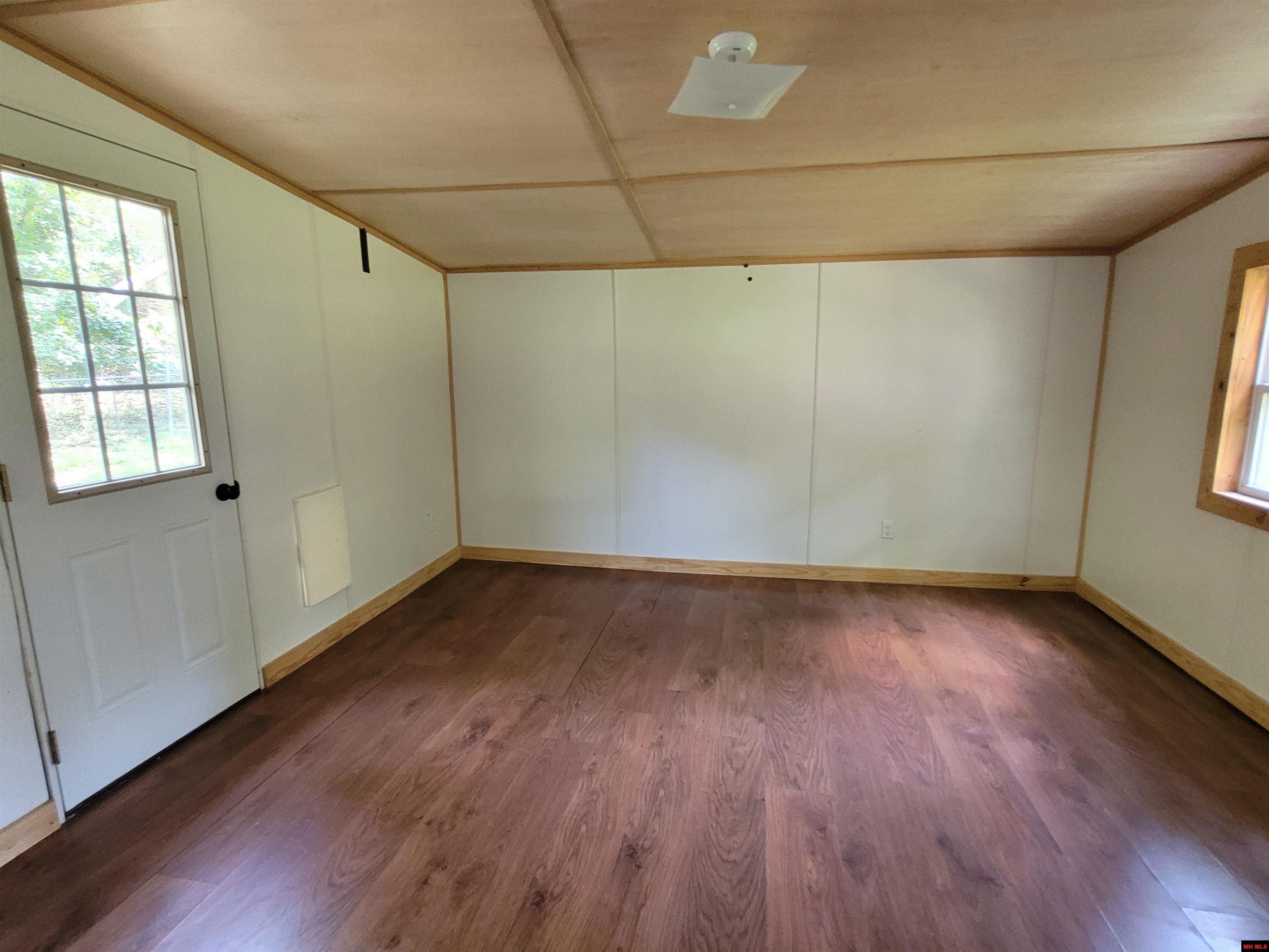 1607 RIVERVIEW CIRCLE Horseshoe Bend, AR
