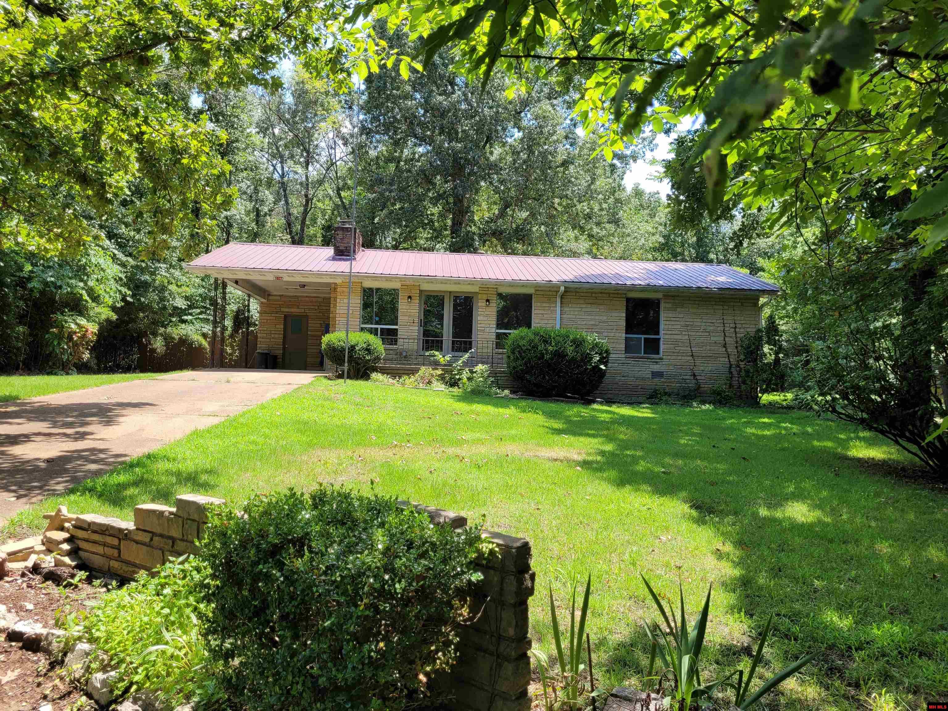 1607 RIVERVIEW CIRCLE Horseshoe Bend, AR