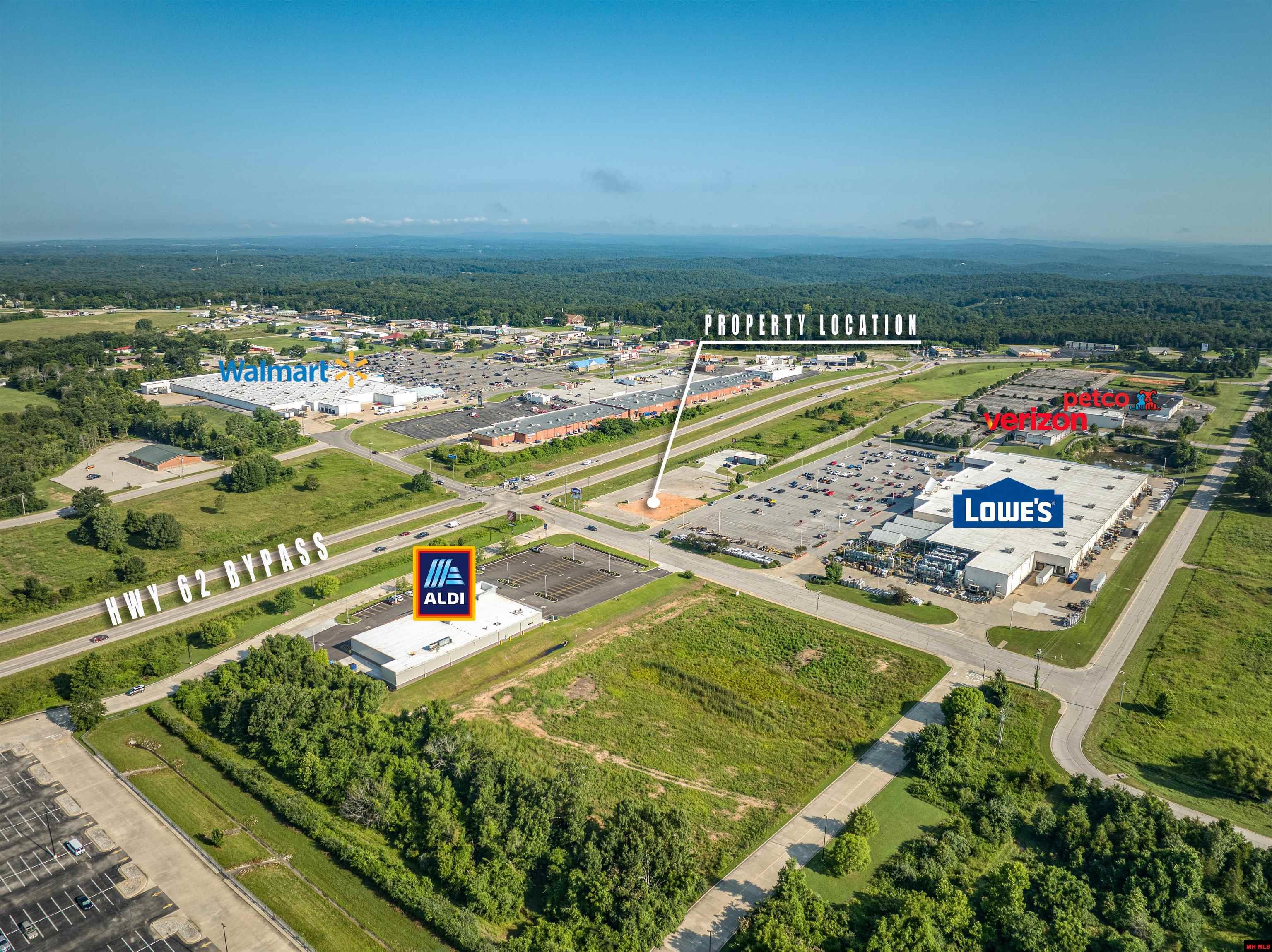 1195 HOMETOWN COMMONS Mountain Home, AR