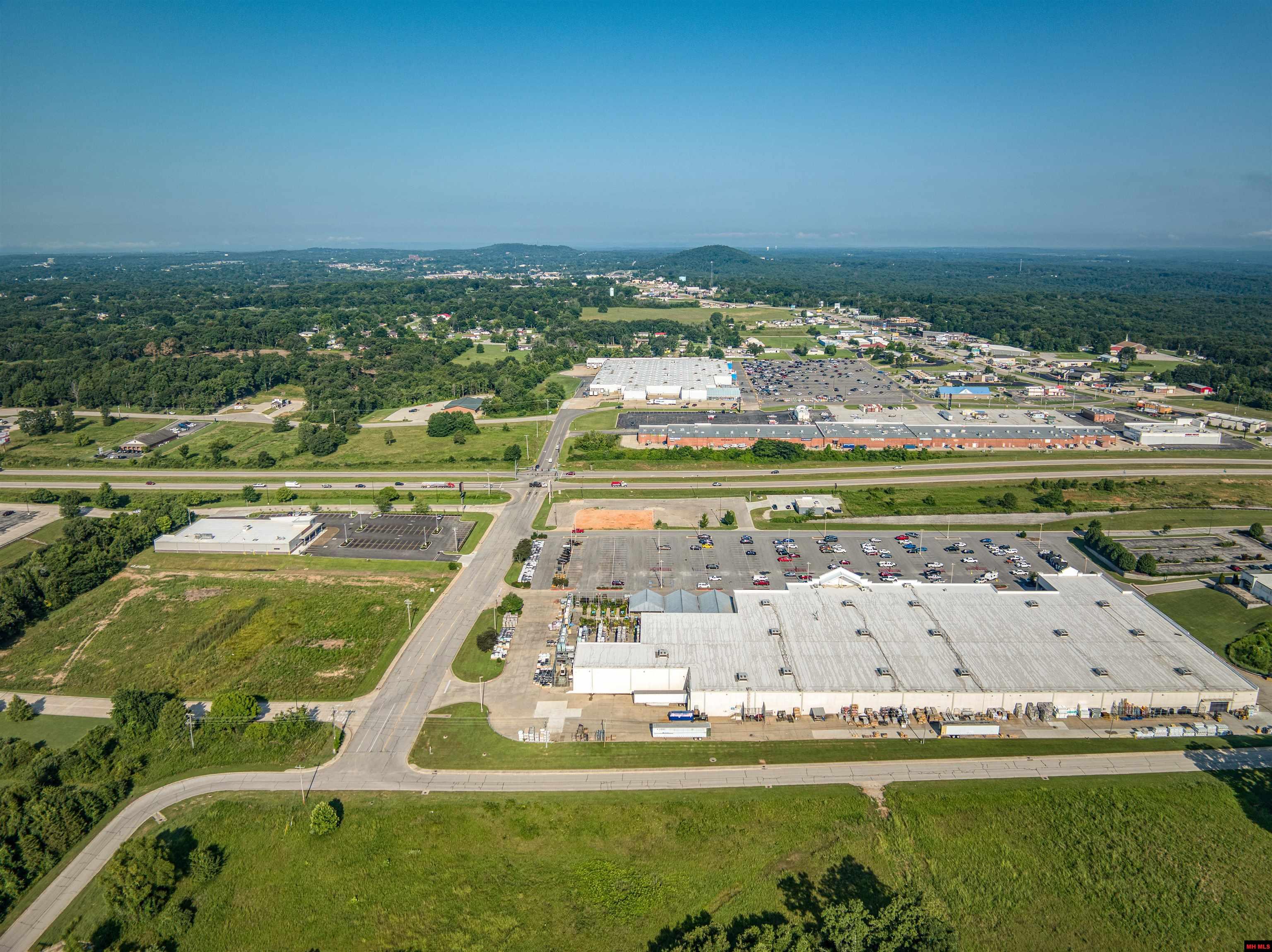 1195 HOMETOWN COMMONS Mountain Home, AR