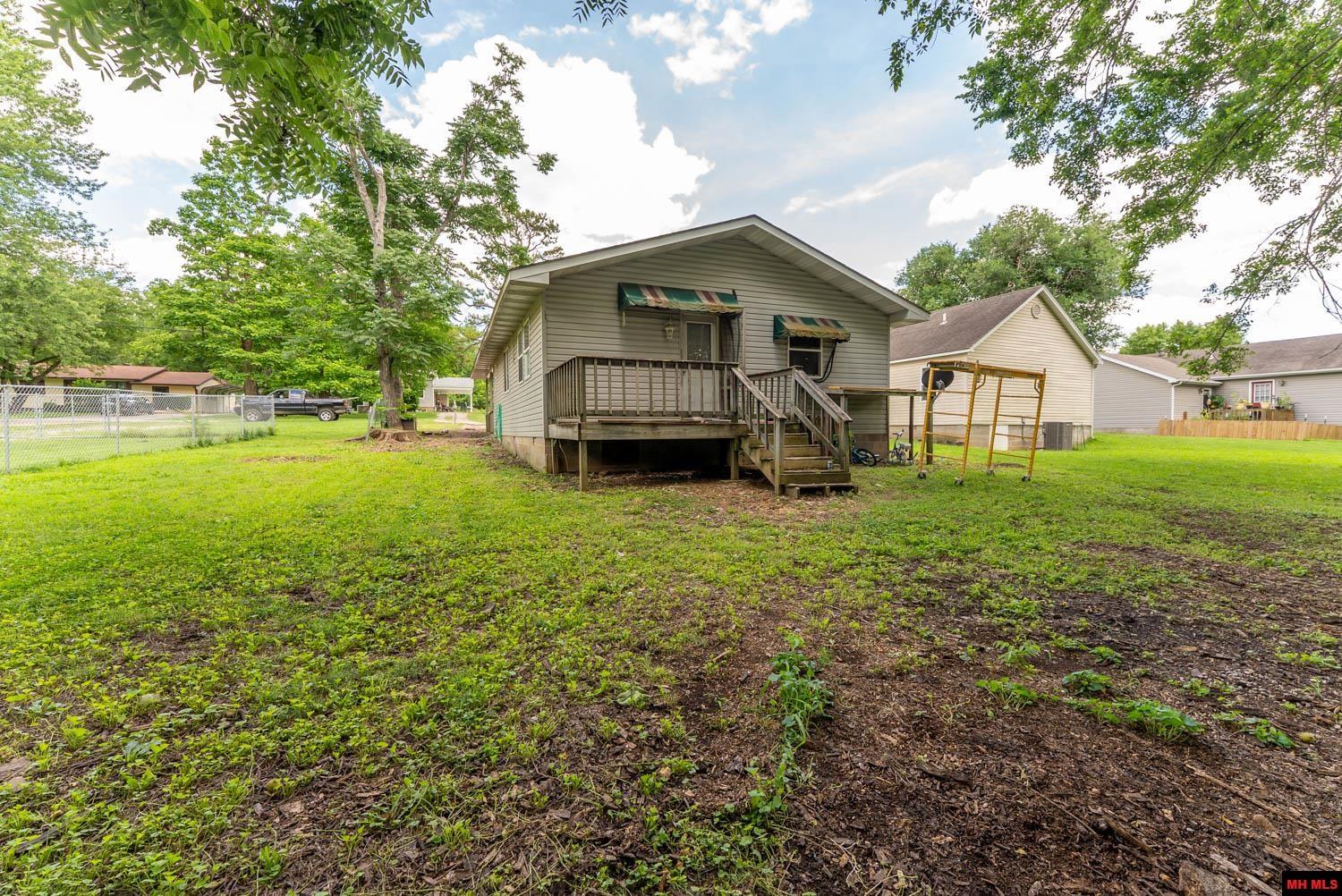 800 N WAVERLY ROAD Mountain Home, AR
