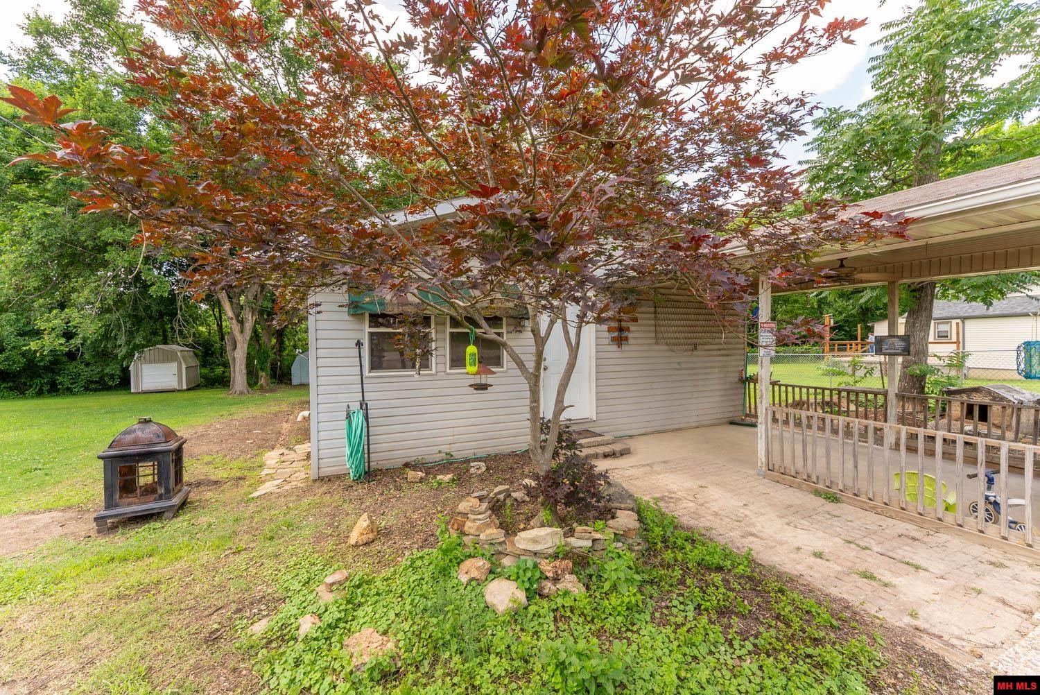 800 N WAVERLY ROAD Mountain Home, AR